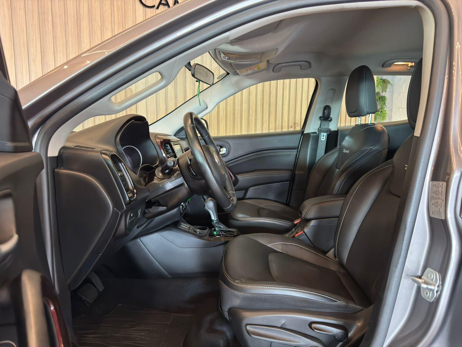 Foto número 397050 do veiculo