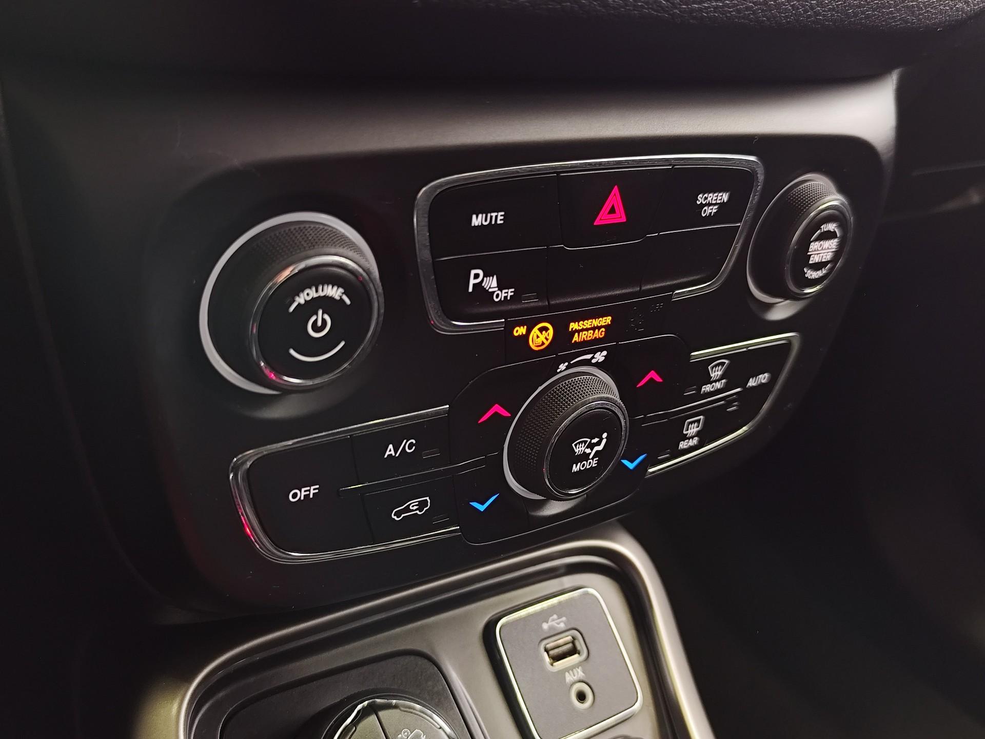 Foto número 392894 do veiculo