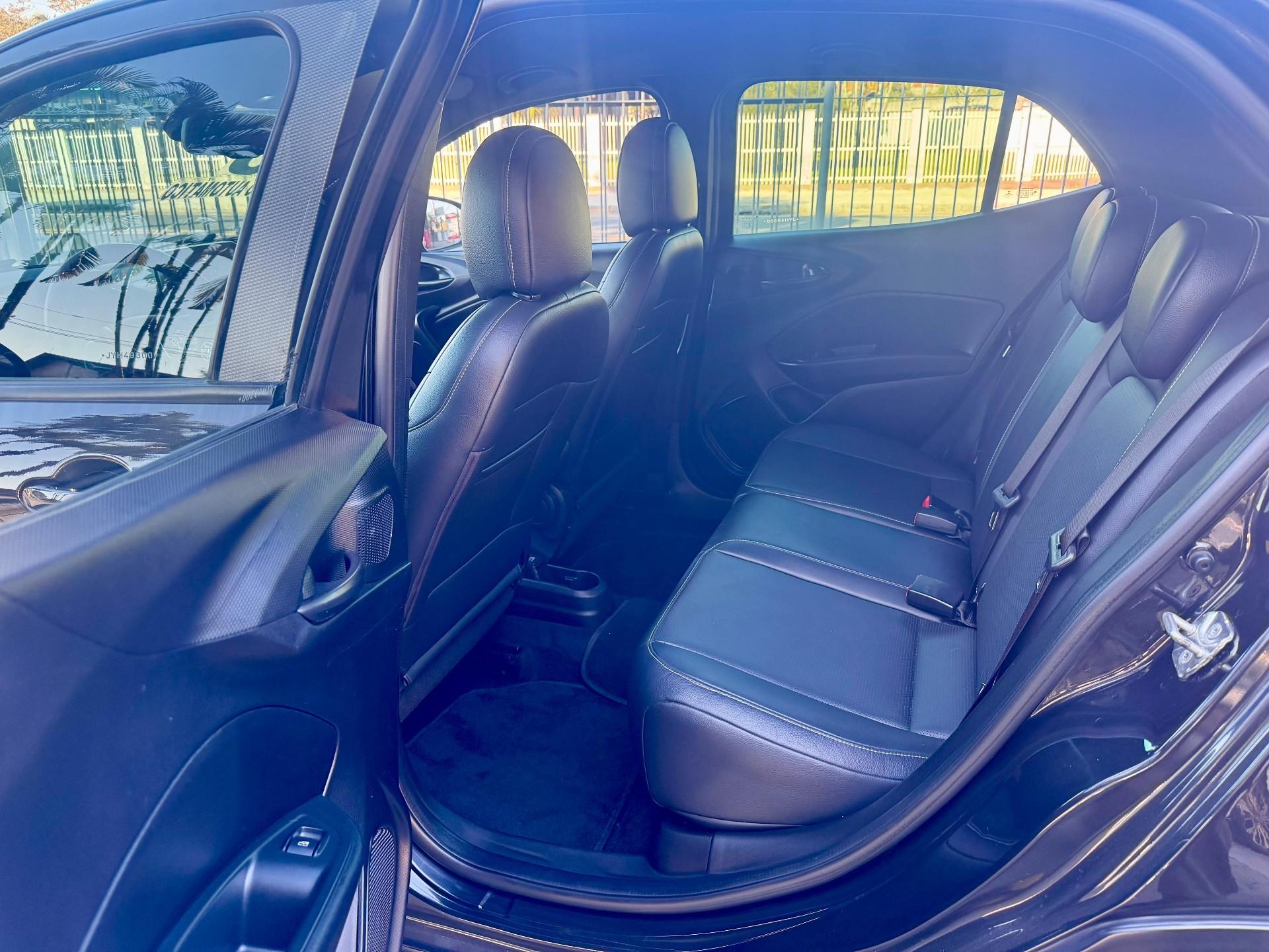 Foto número 397406 do veiculo