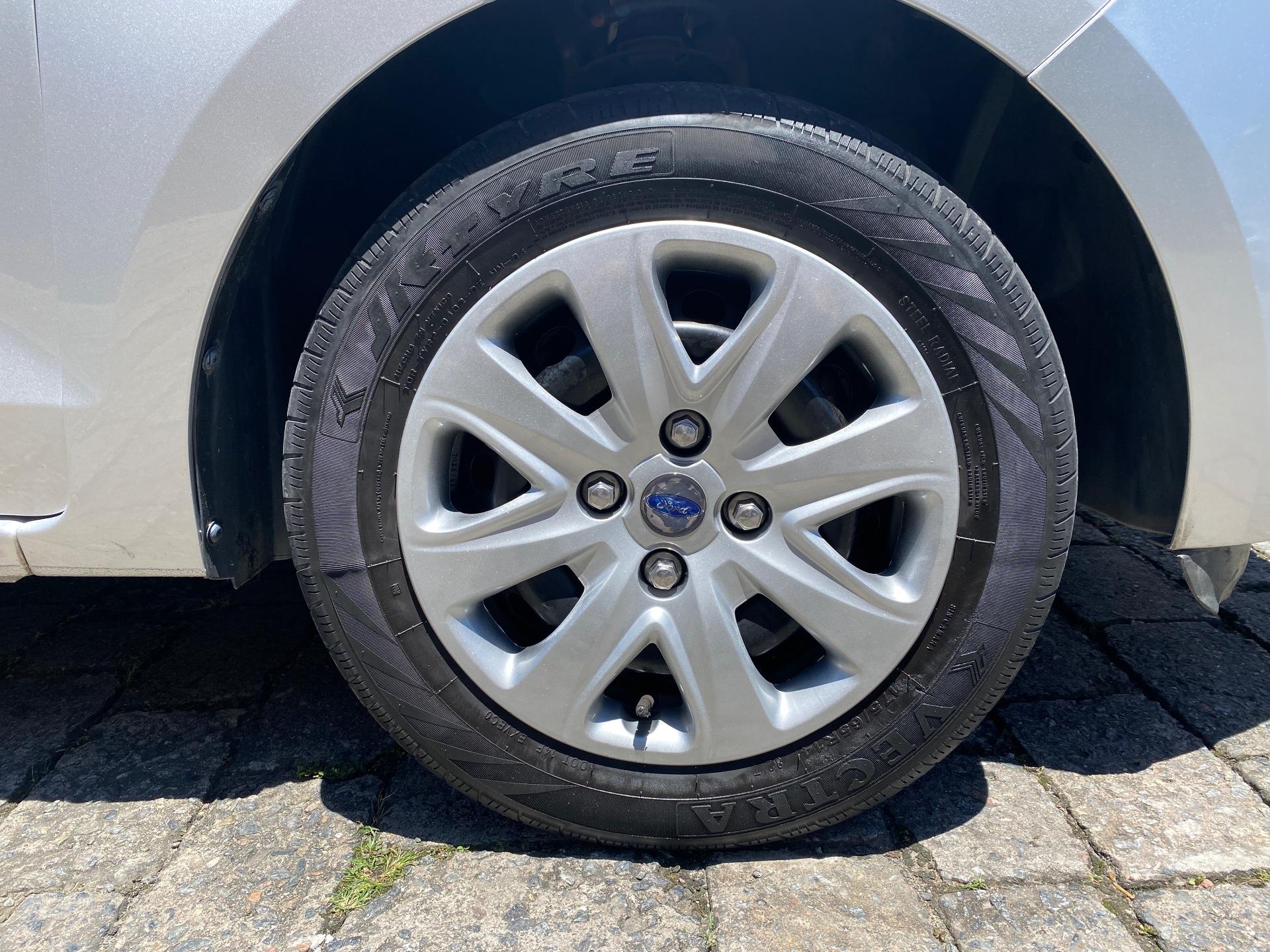 Foto número 396302 do veiculo