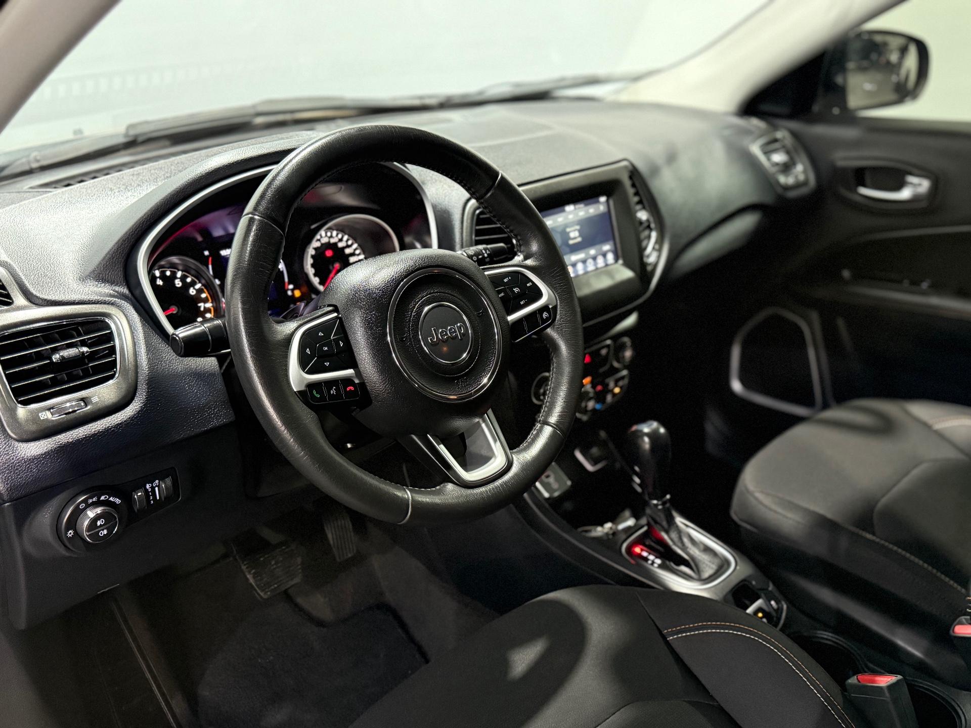 Foto número 398079 do veiculo