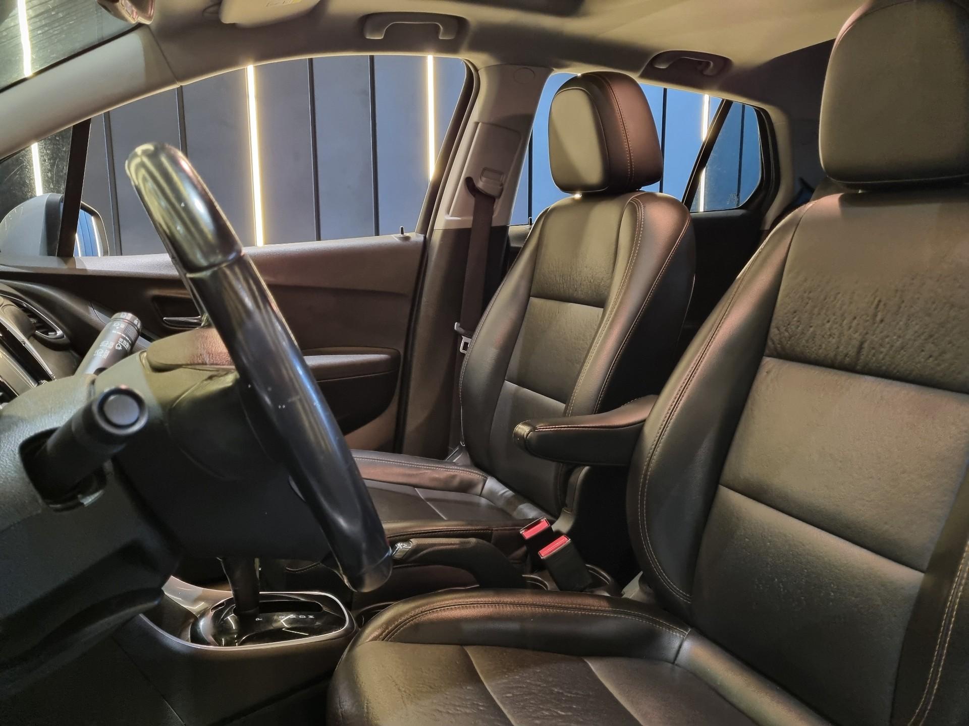 Foto número 369351 do veiculo