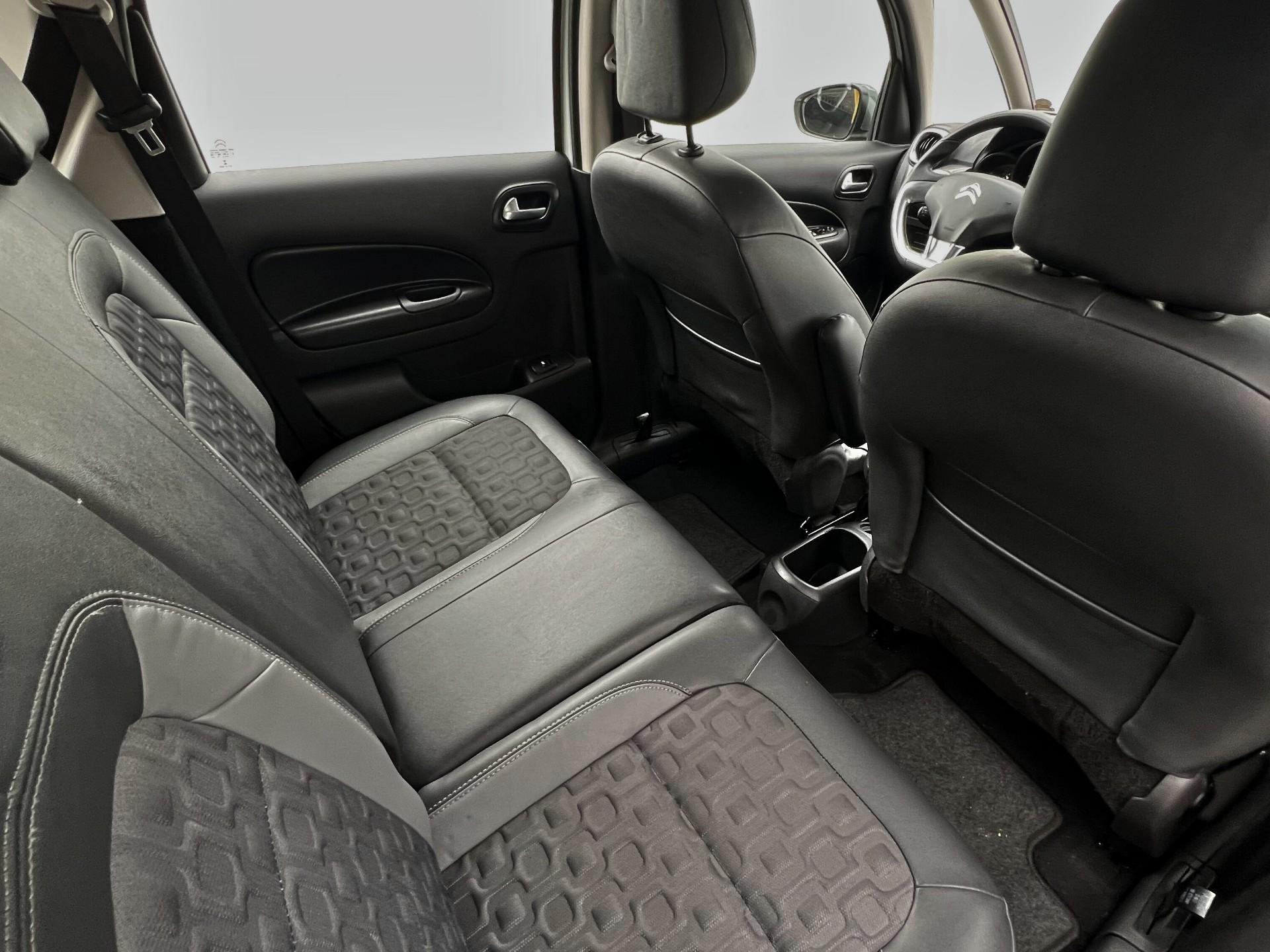 Foto número 398880 do veiculo