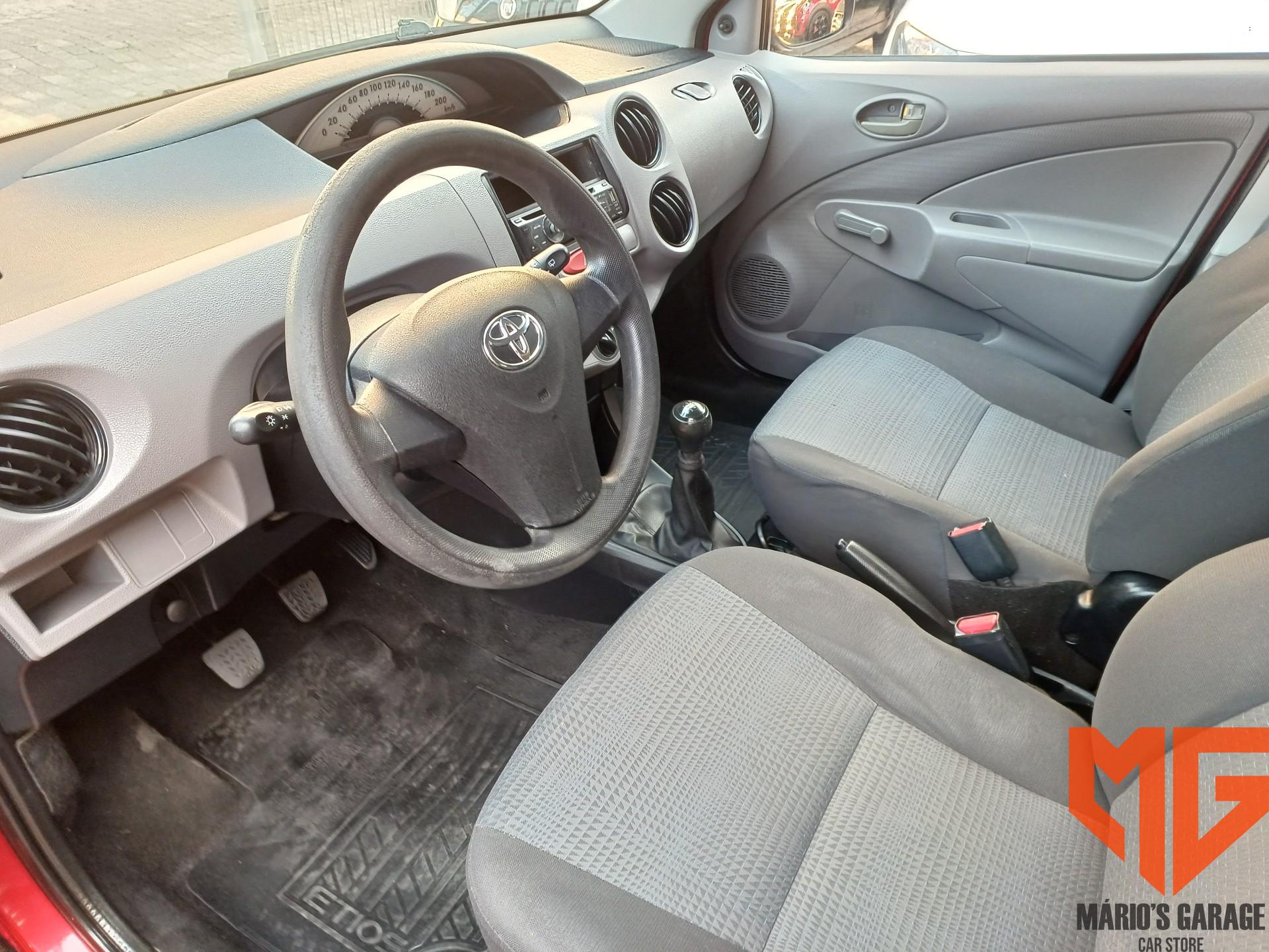 Foto número 366617 do veiculo