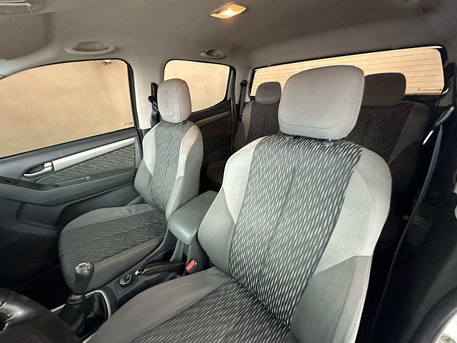 Foto número 392370 do veiculo