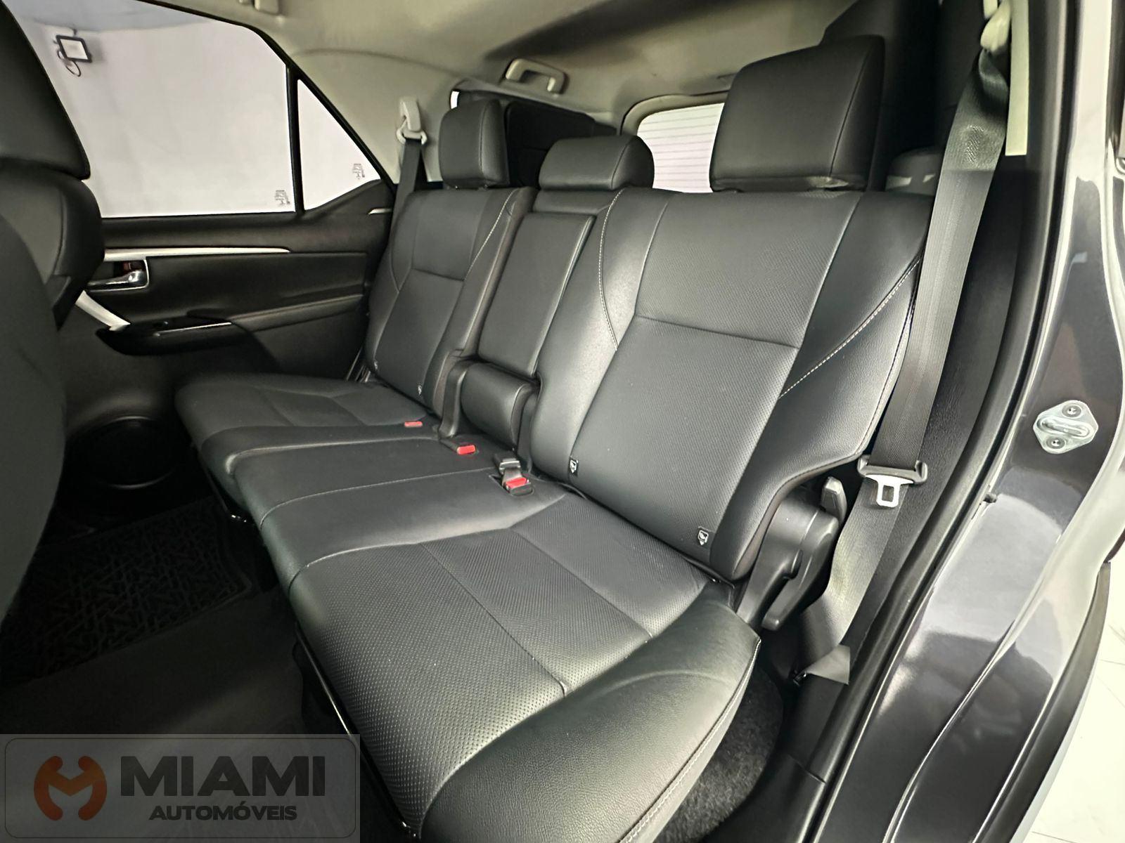 Foto número 397906 do veiculo