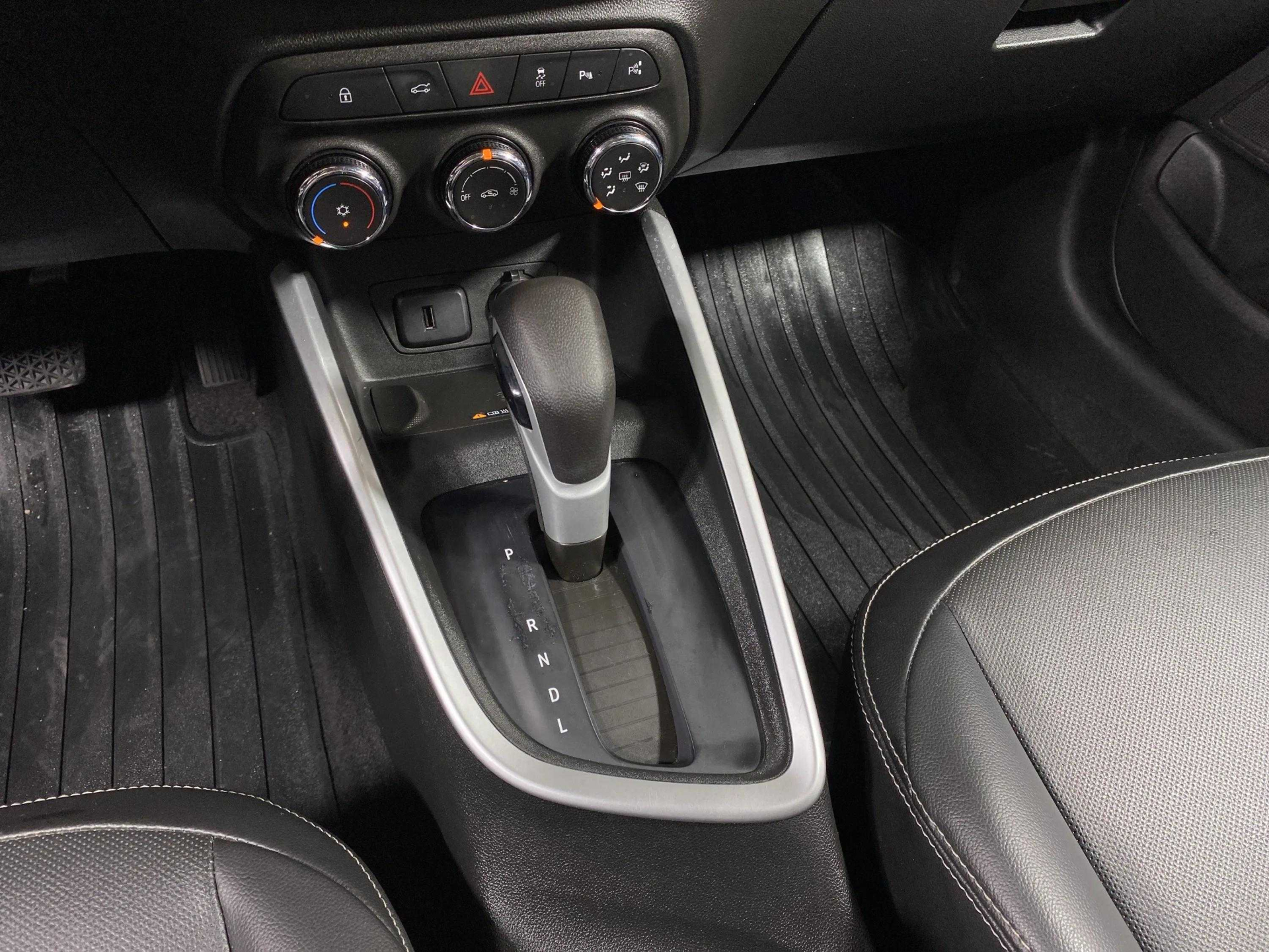 Foto número 425123 do veiculo