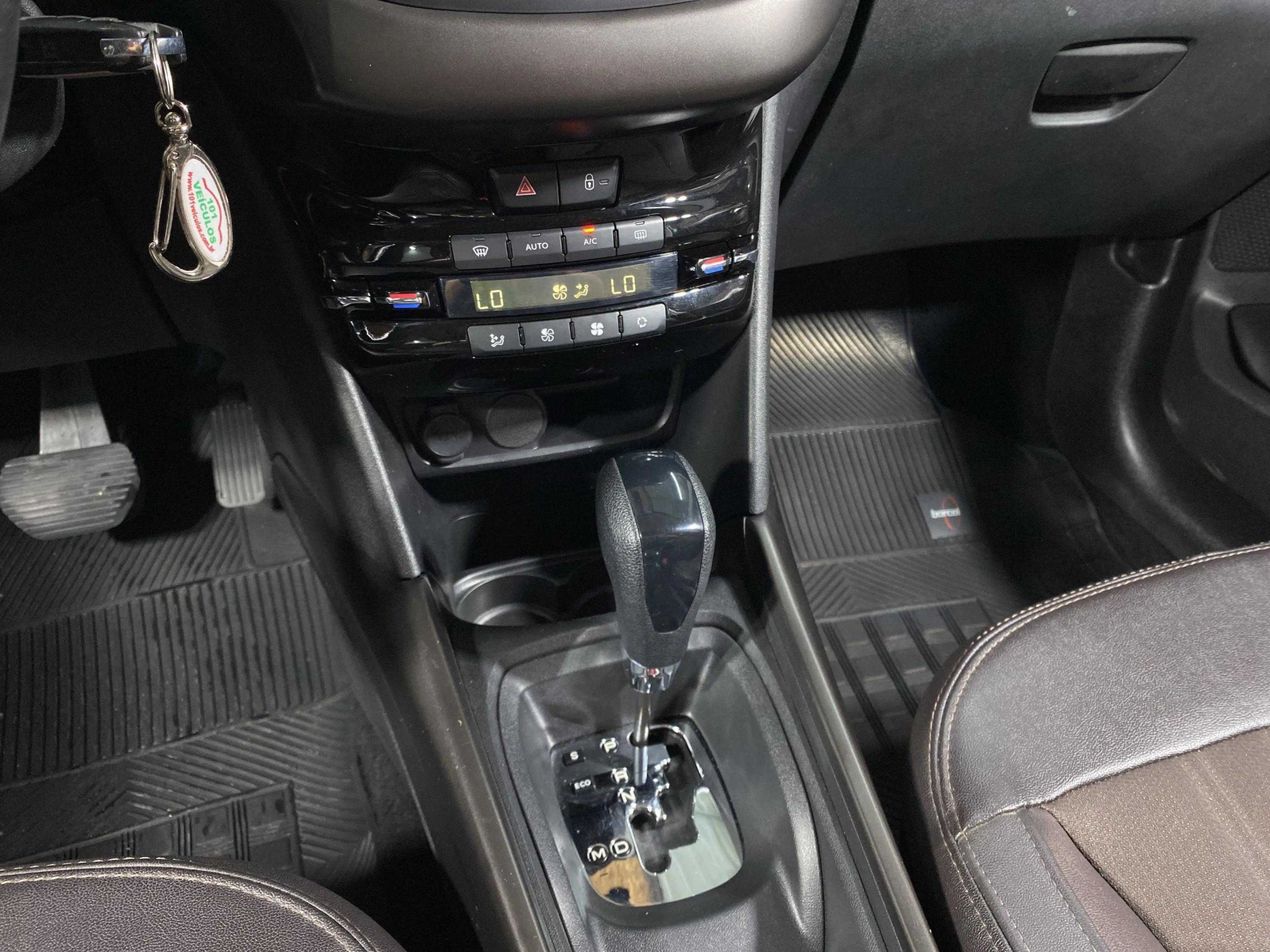 Foto número 417261 do veiculo