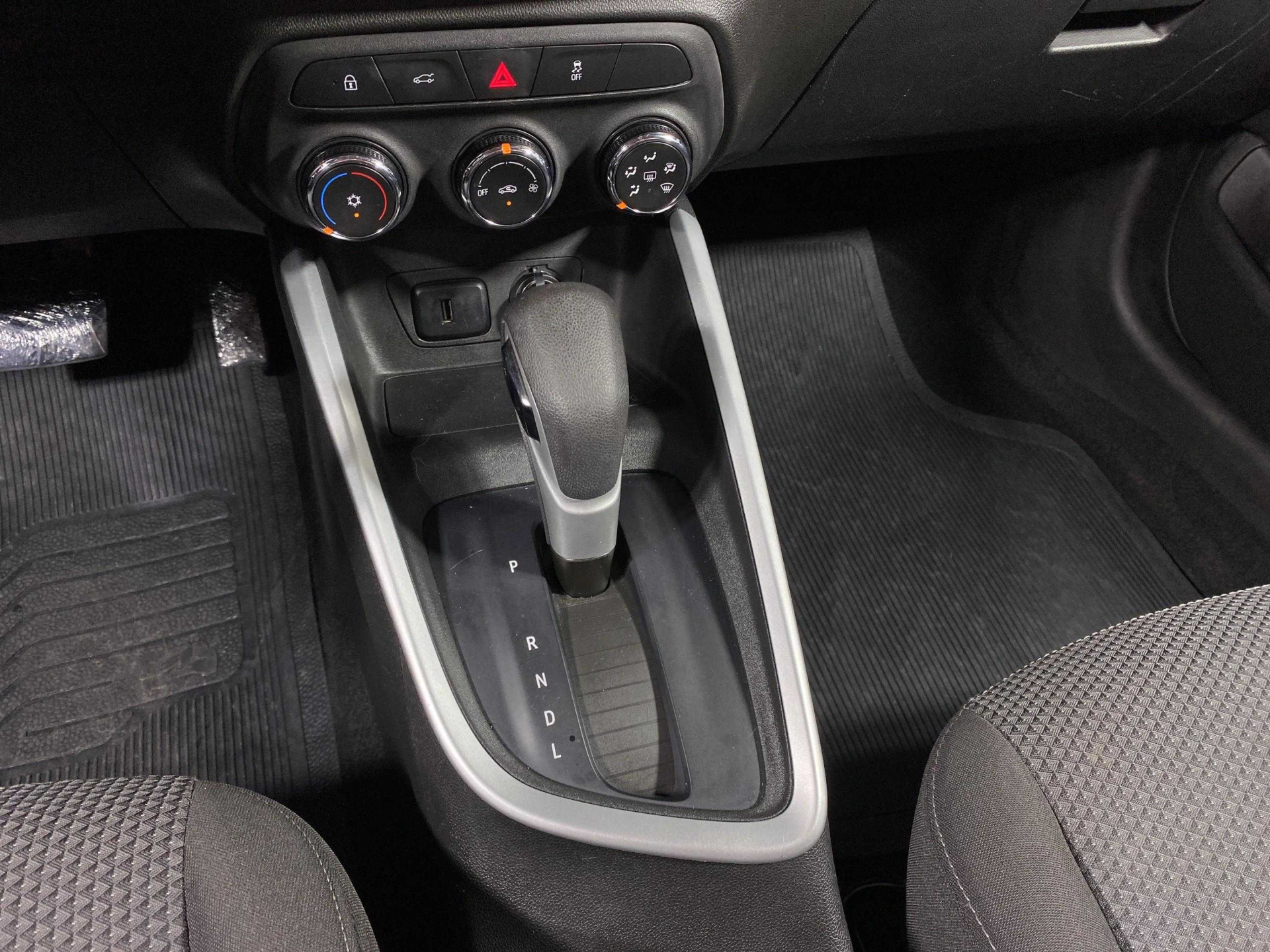 Foto número 418089 do veiculo