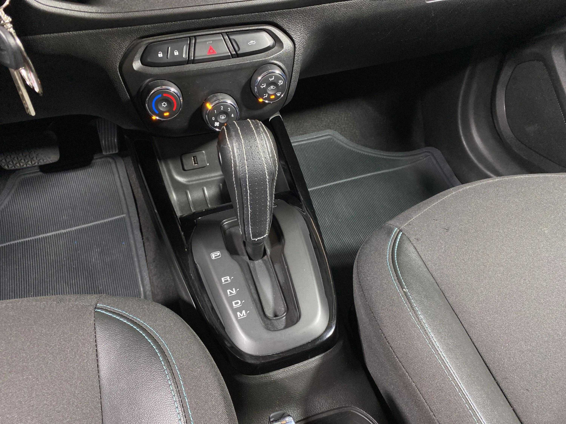 Foto número 412338 do veiculo