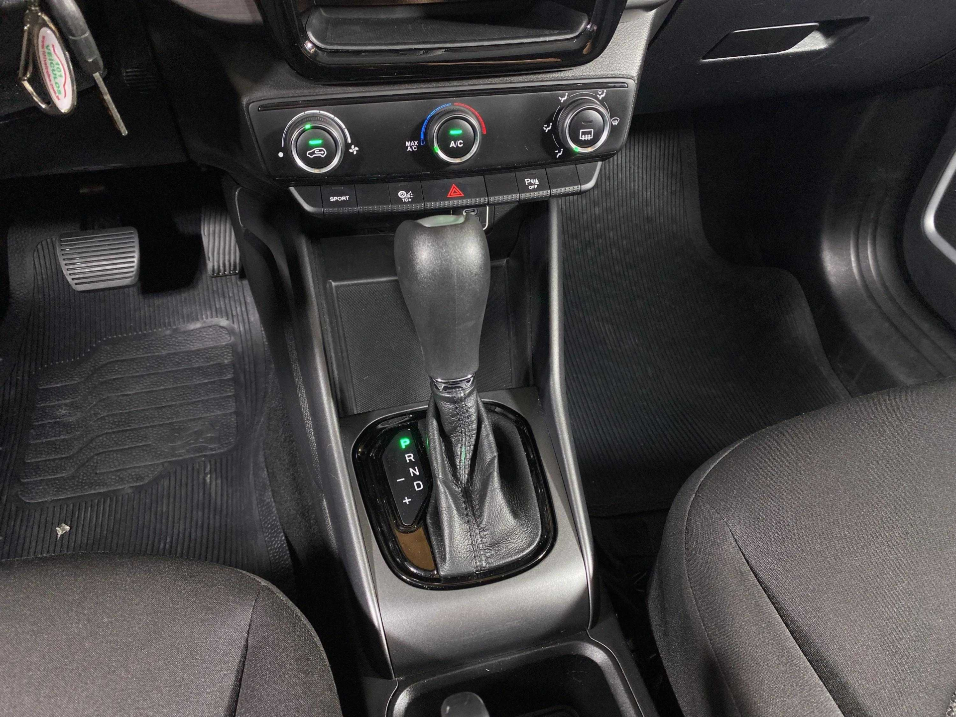 Foto número 422695 do veiculo