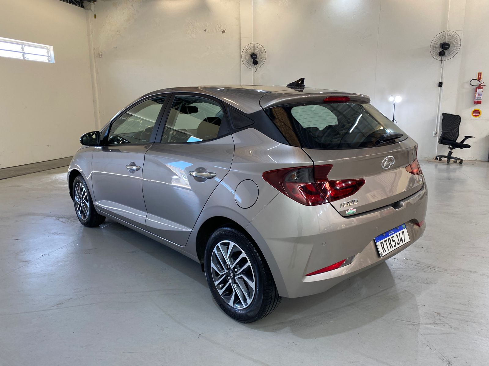 Foto número 424287 do veiculo