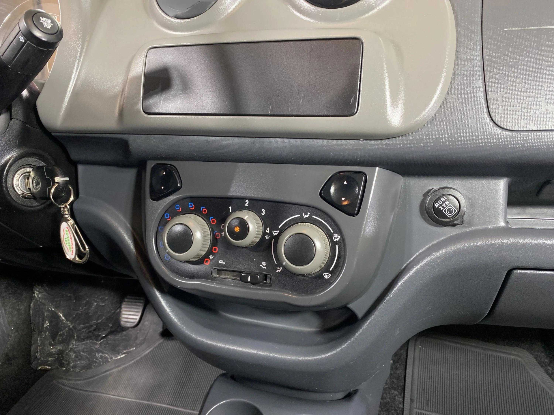 Foto número 420634 do veiculo