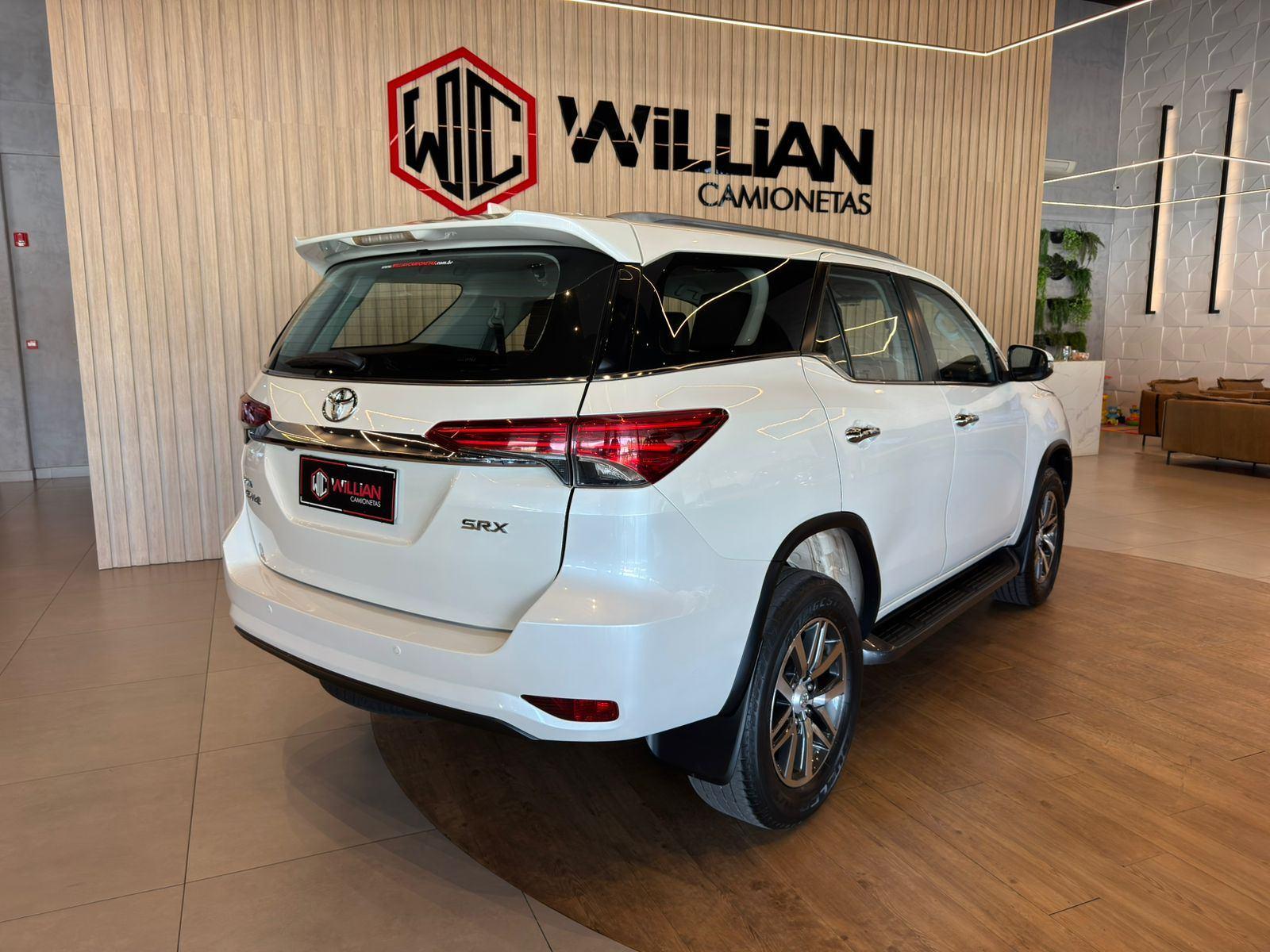 Foto número 403713 do veiculo