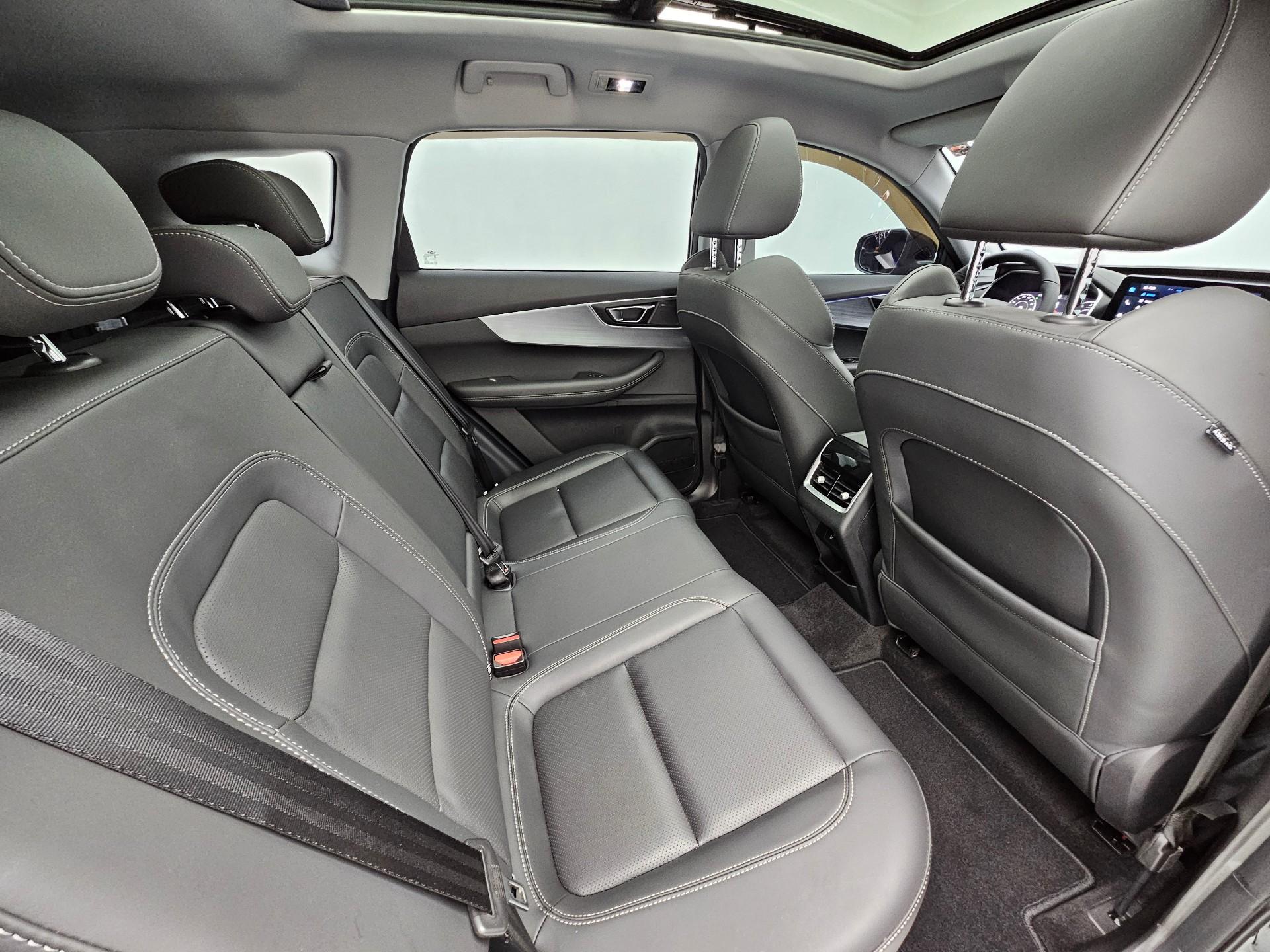 Foto número 420606 do veiculo