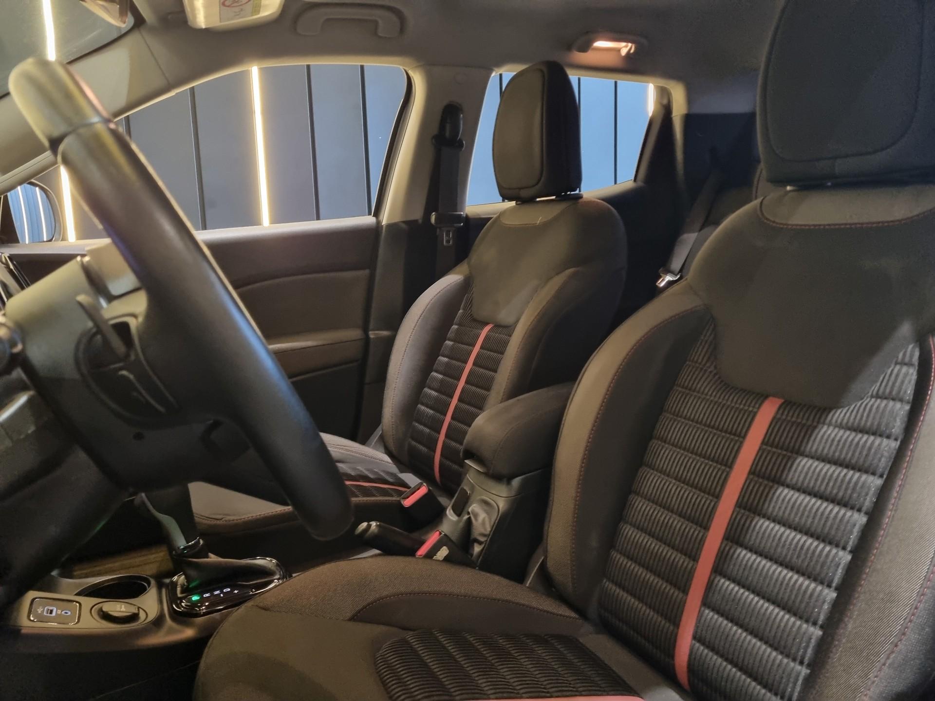 Foto número 420305 do veiculo