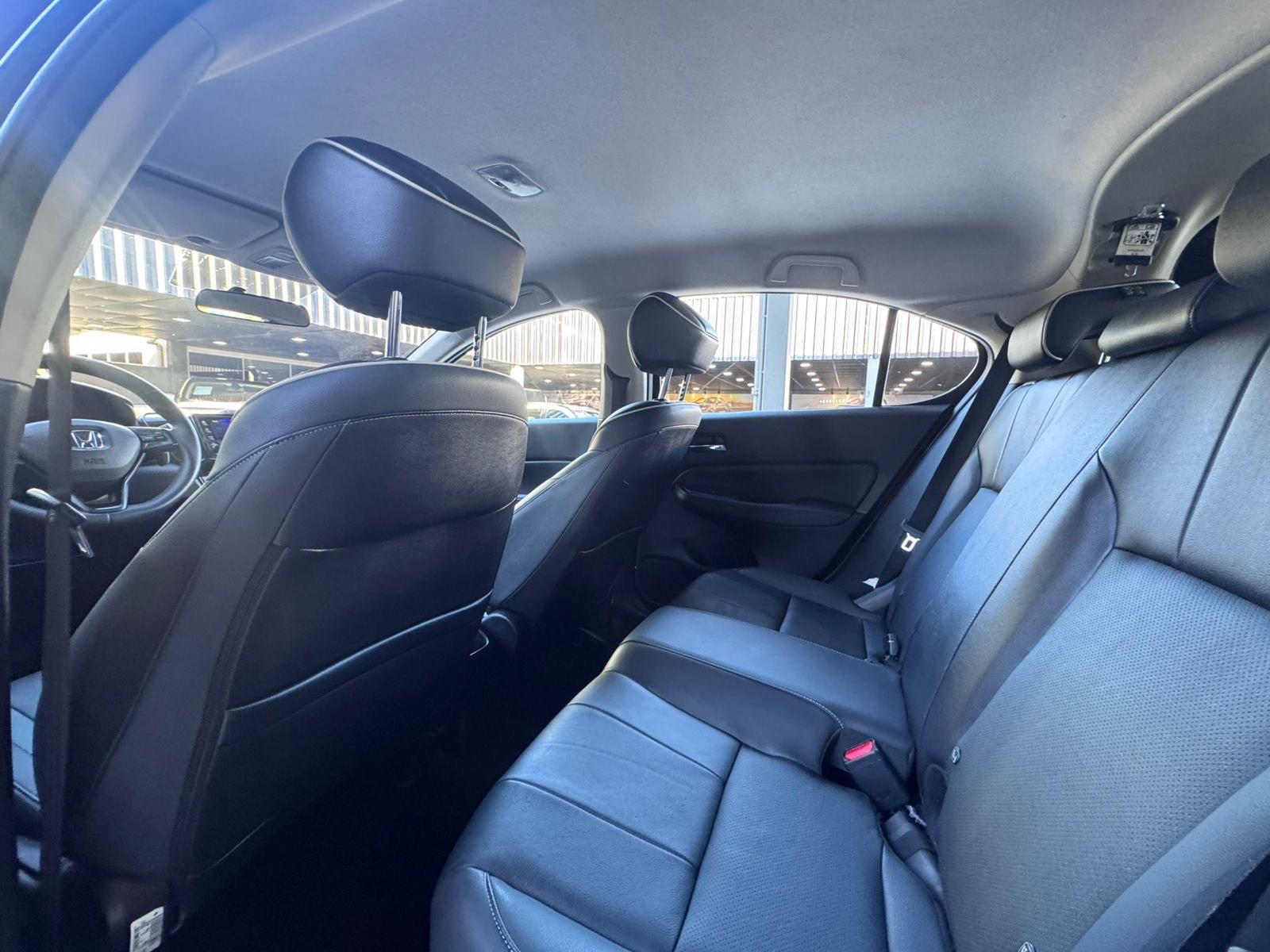 Foto número 411993 do veiculo