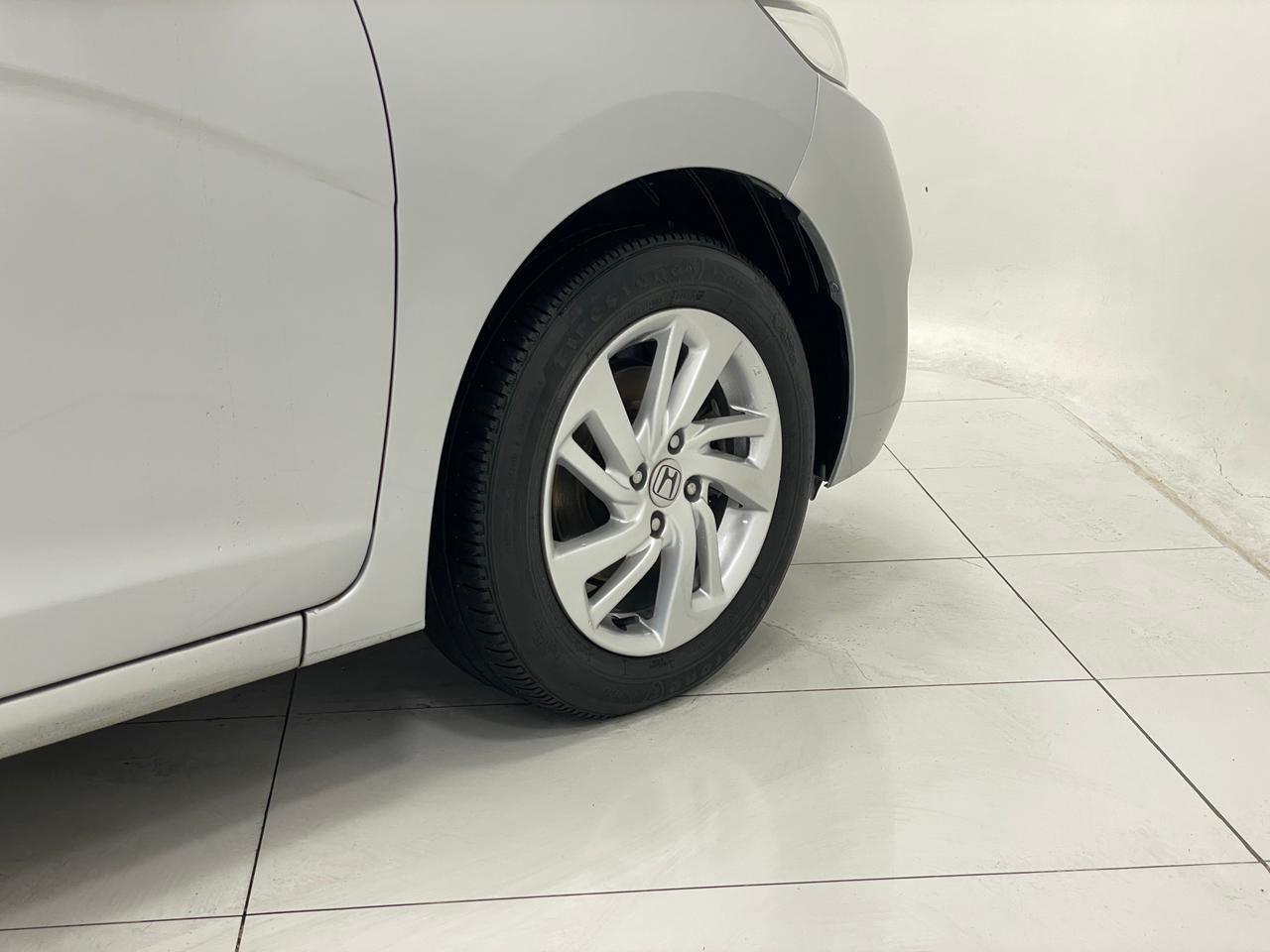 Foto número 401516 do veiculo