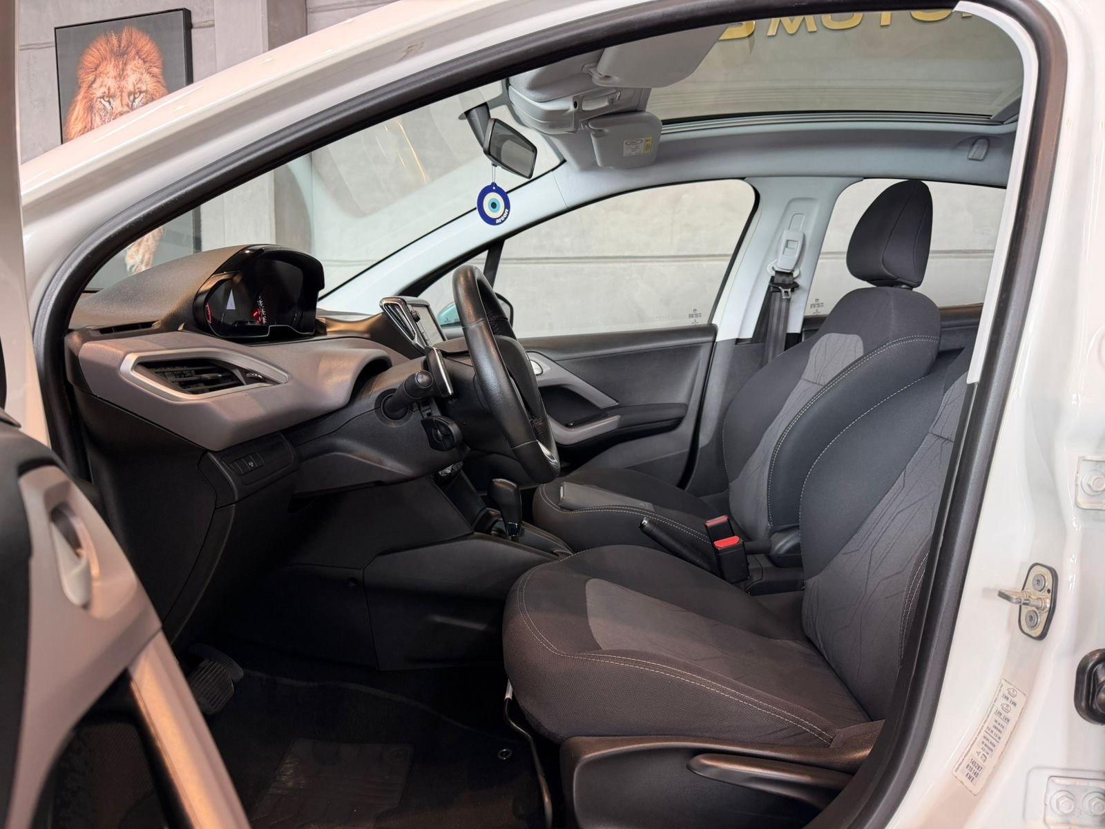 Foto número 418873 do veiculo