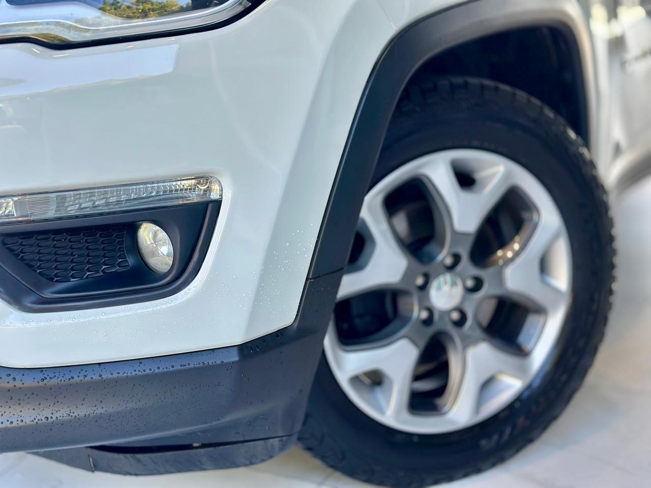 Foto número 411902 do veiculo