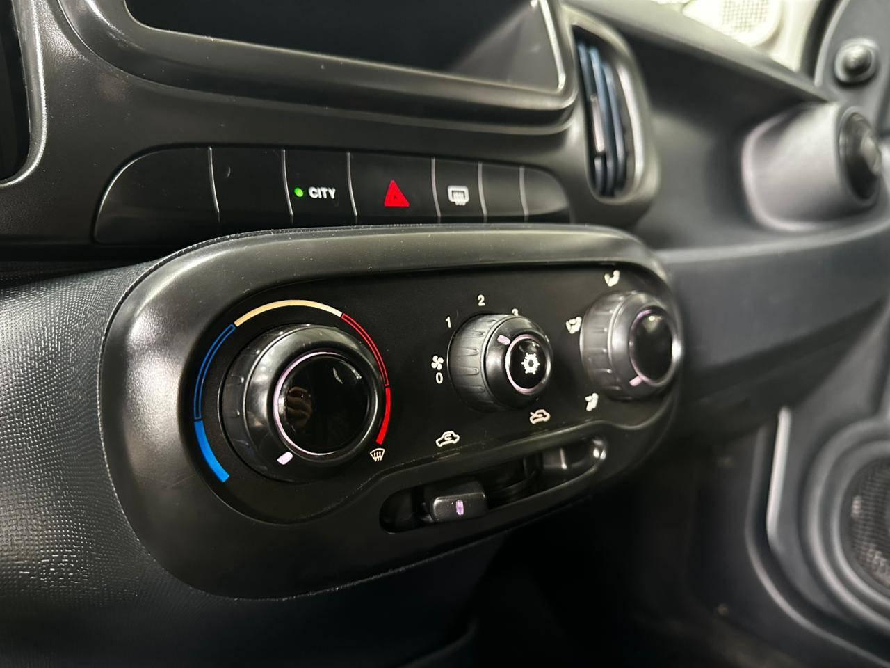 Foto número 416910 do veiculo