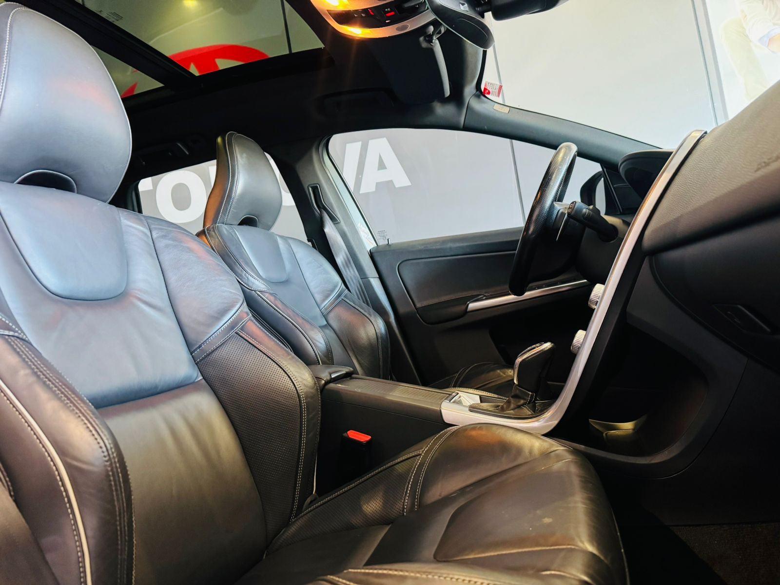 Foto número 403140 do veiculo