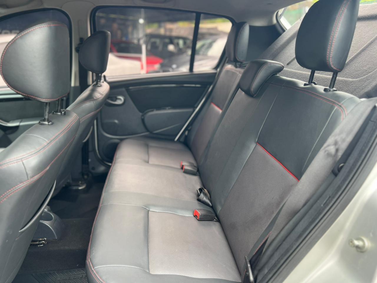 Foto número 405993 do veiculo