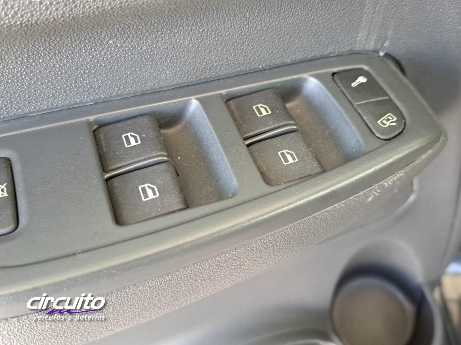 Foto número 420131 do veiculo