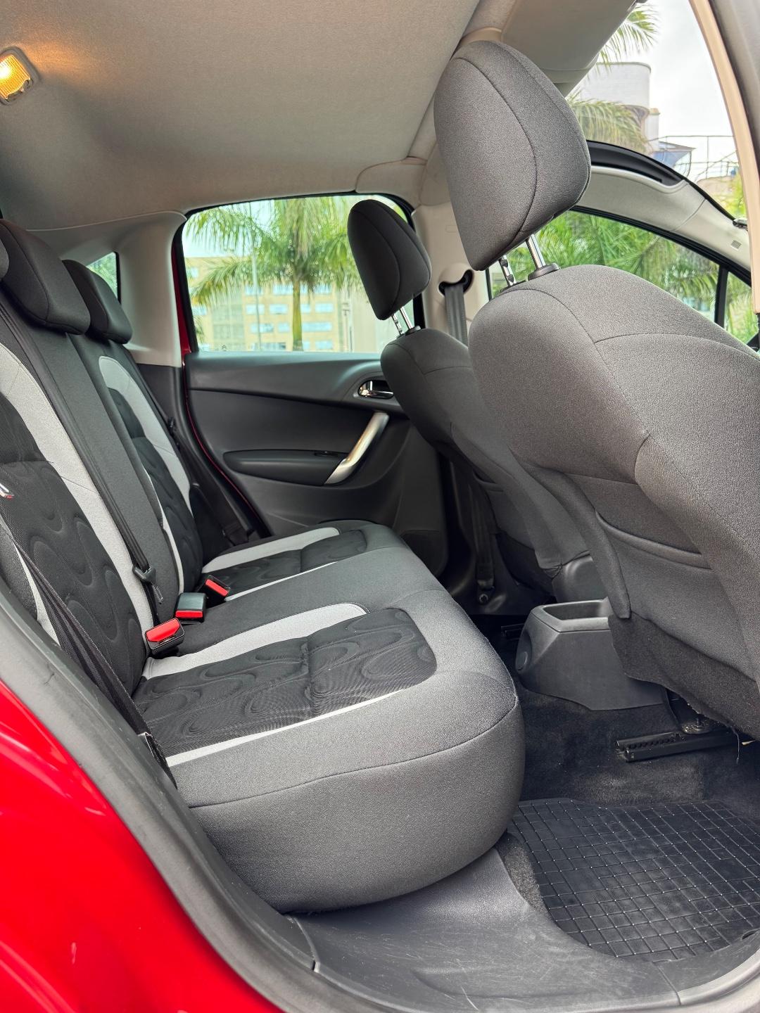 Foto número 424001 do veiculo