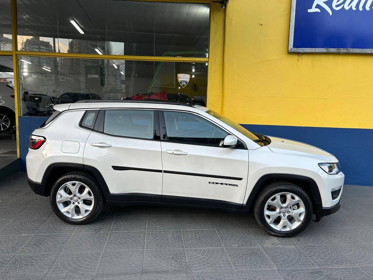 Foto número 440685 do veiculo