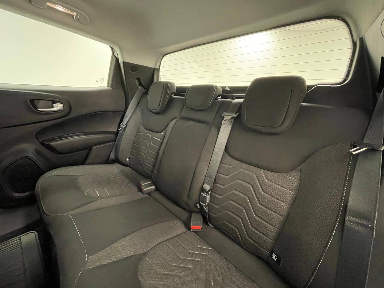 Foto número 412851 do veiculo