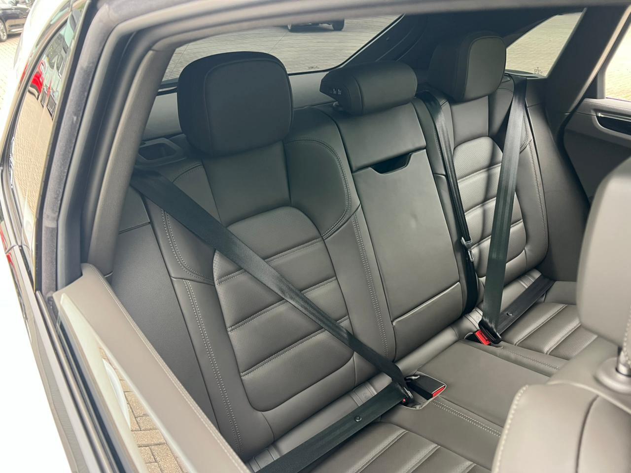 Foto número 422920 do veiculo