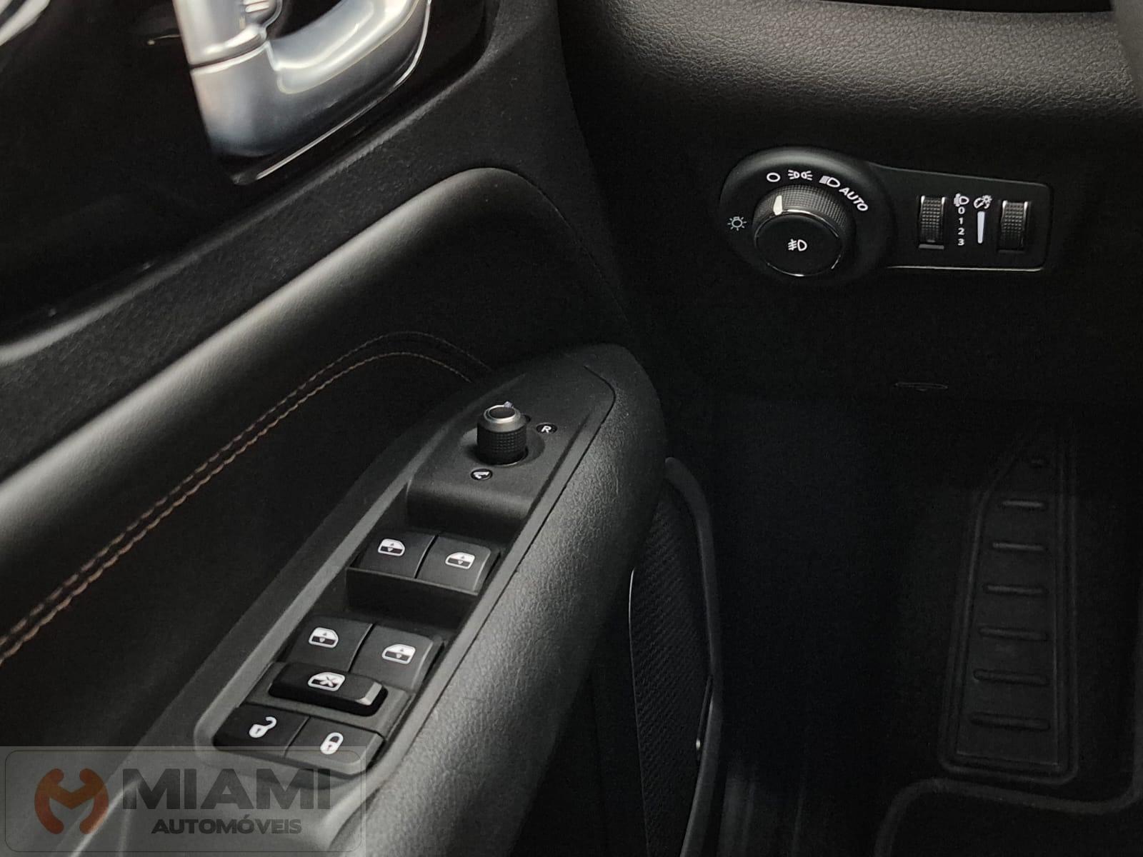 Foto número 420955 do veiculo