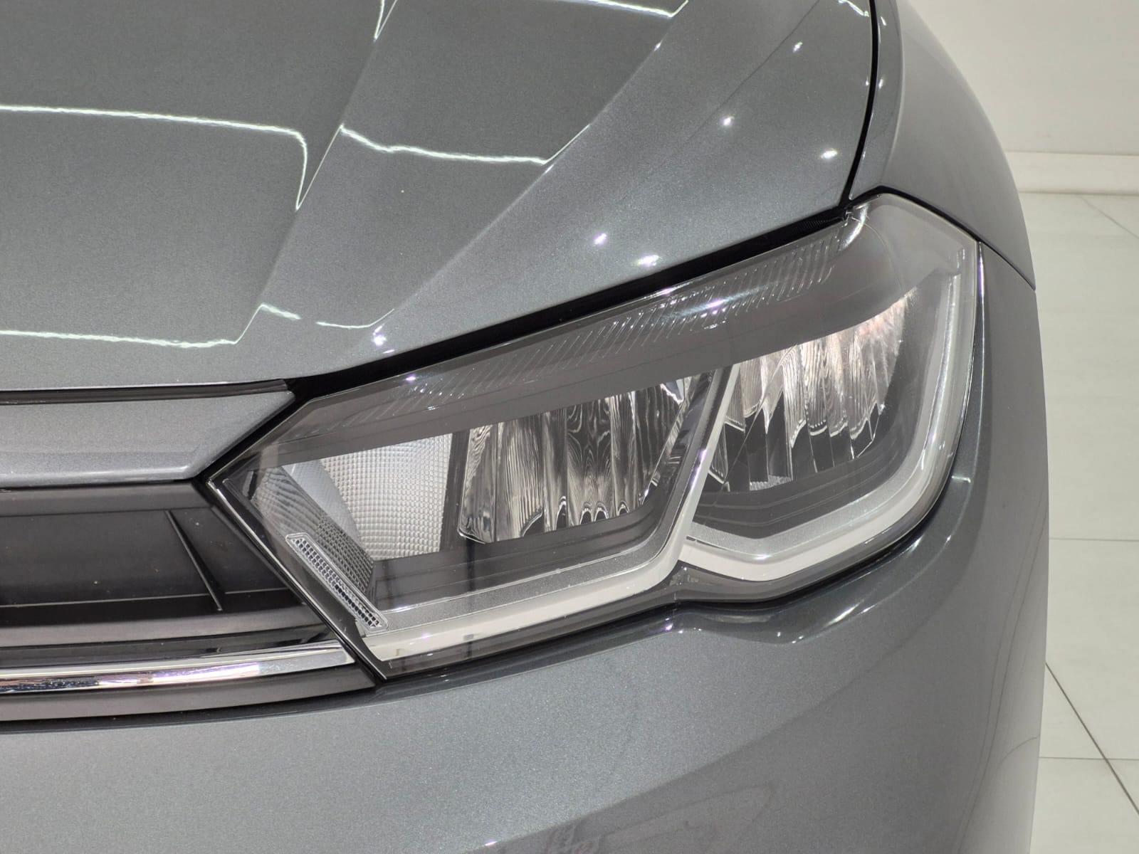 Foto número 420802 do veiculo