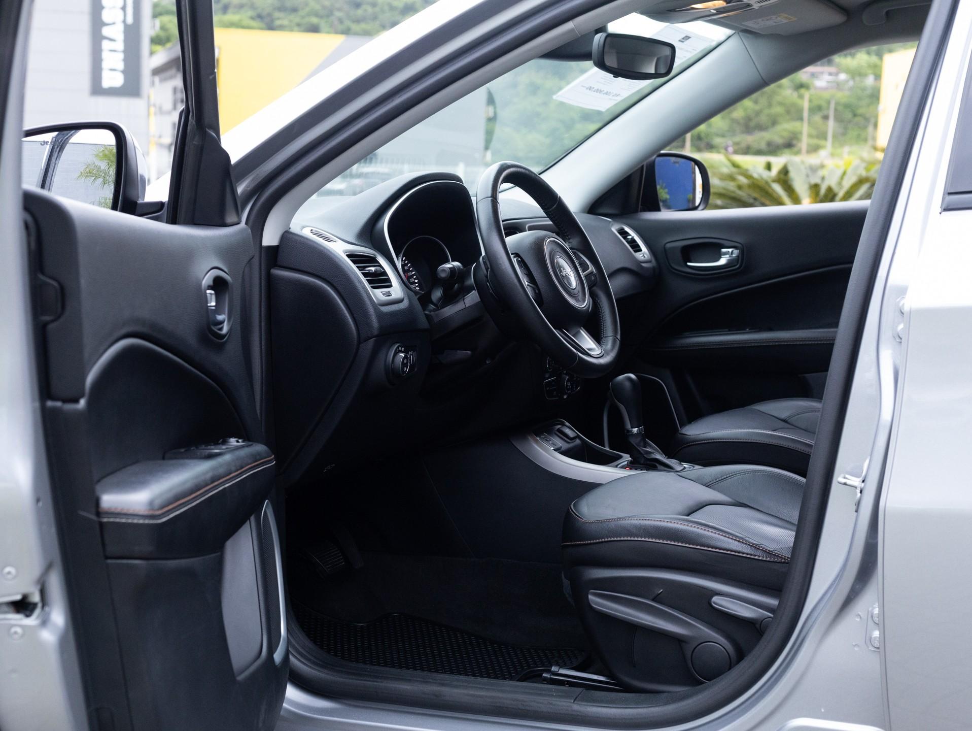 Foto número 406449 do veiculo