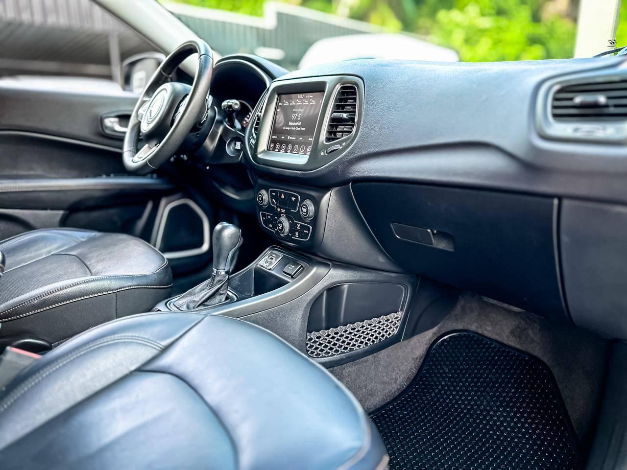 Foto número 411911 do veiculo