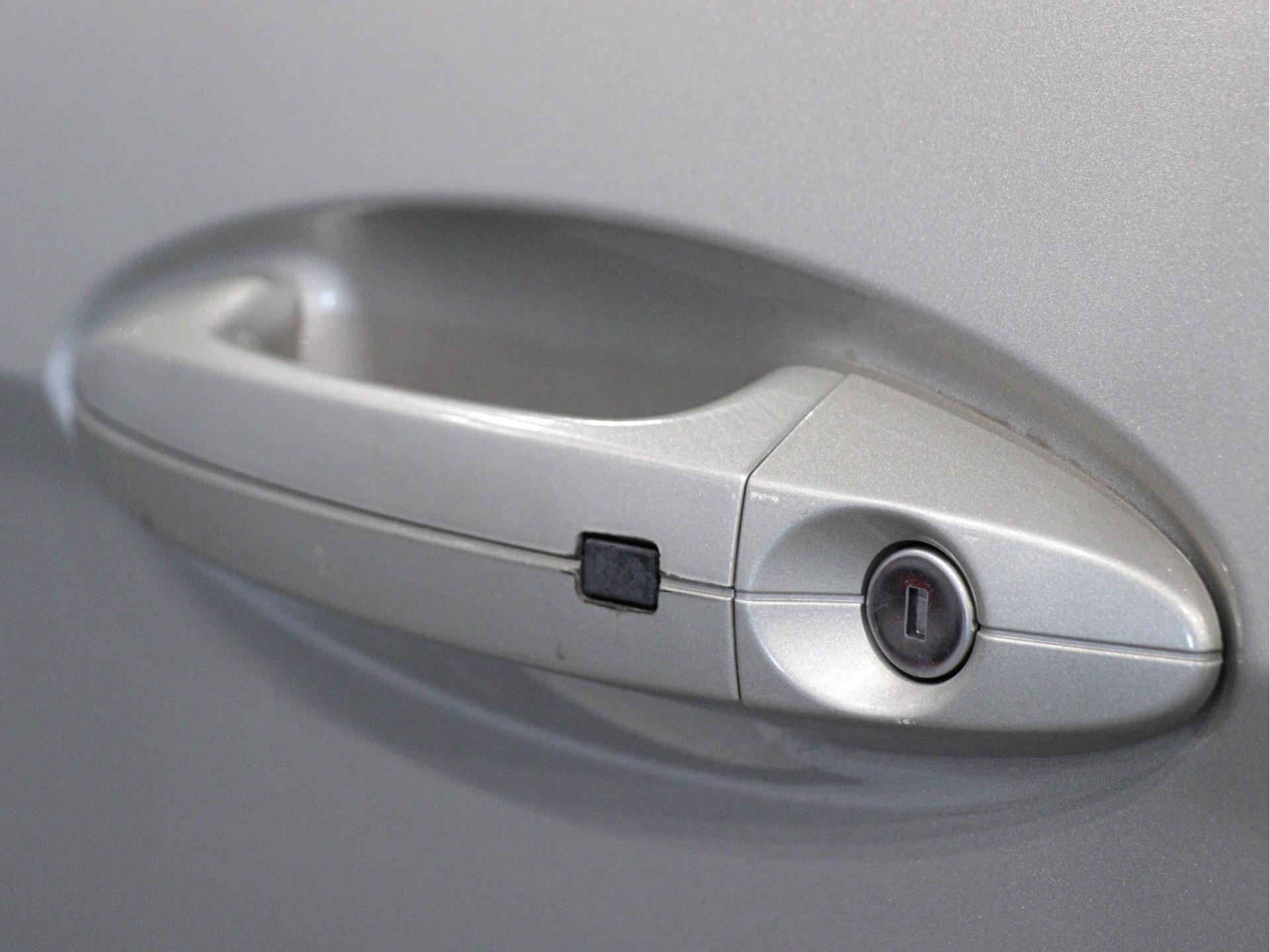 Foto número 422983 do veiculo