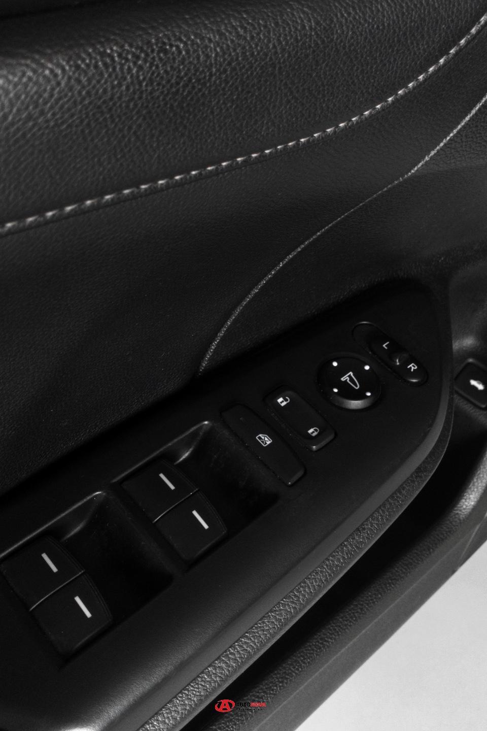 Foto número 415003 do veiculo