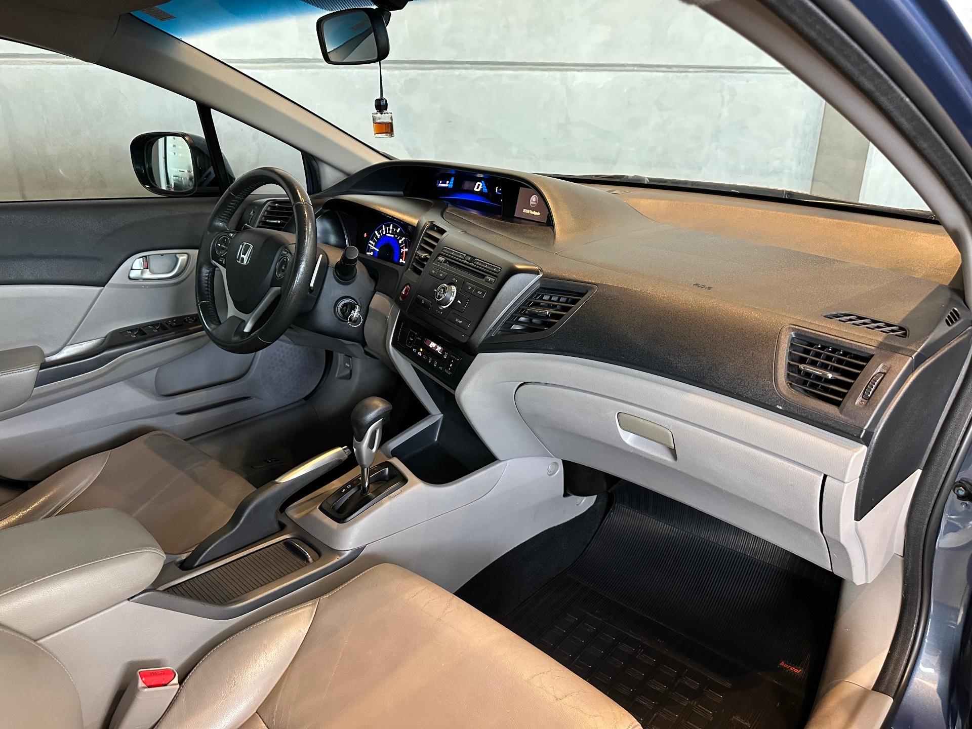 Foto número 408902 do veiculo