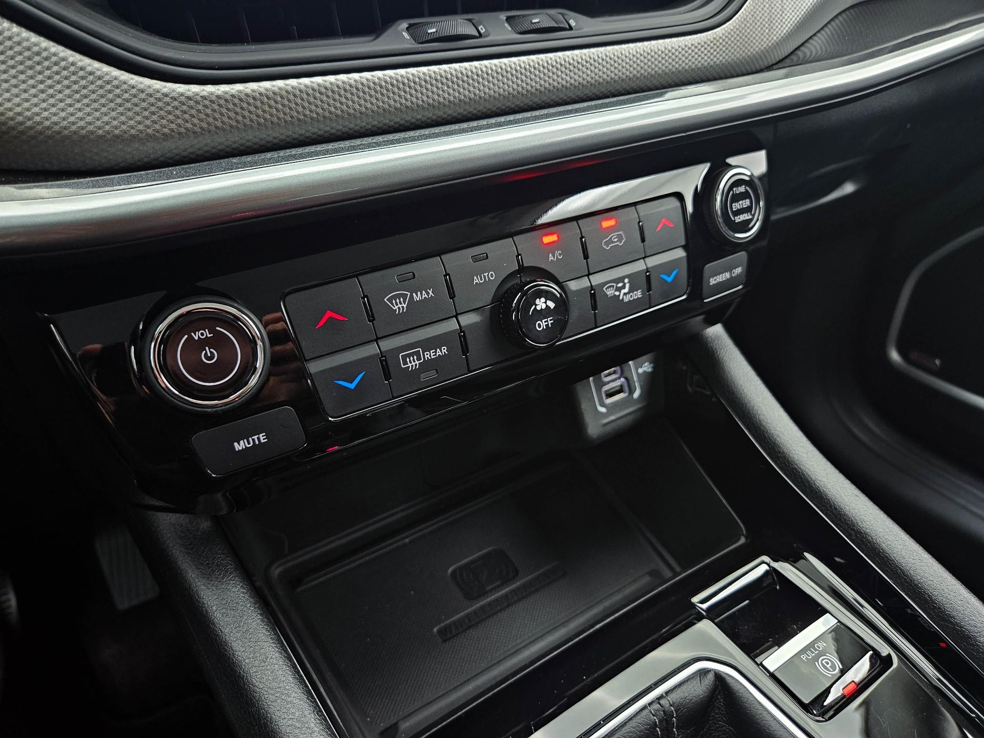 Foto número 404370 do veiculo