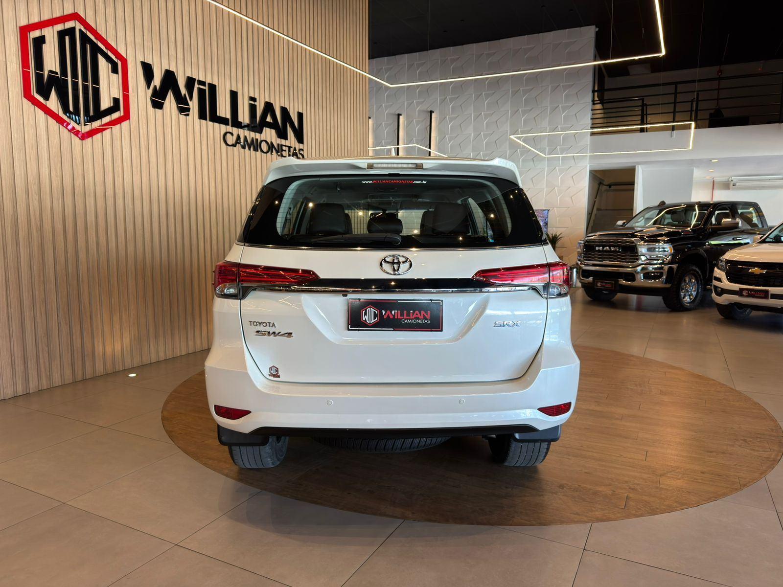 Foto número 403717 do veiculo