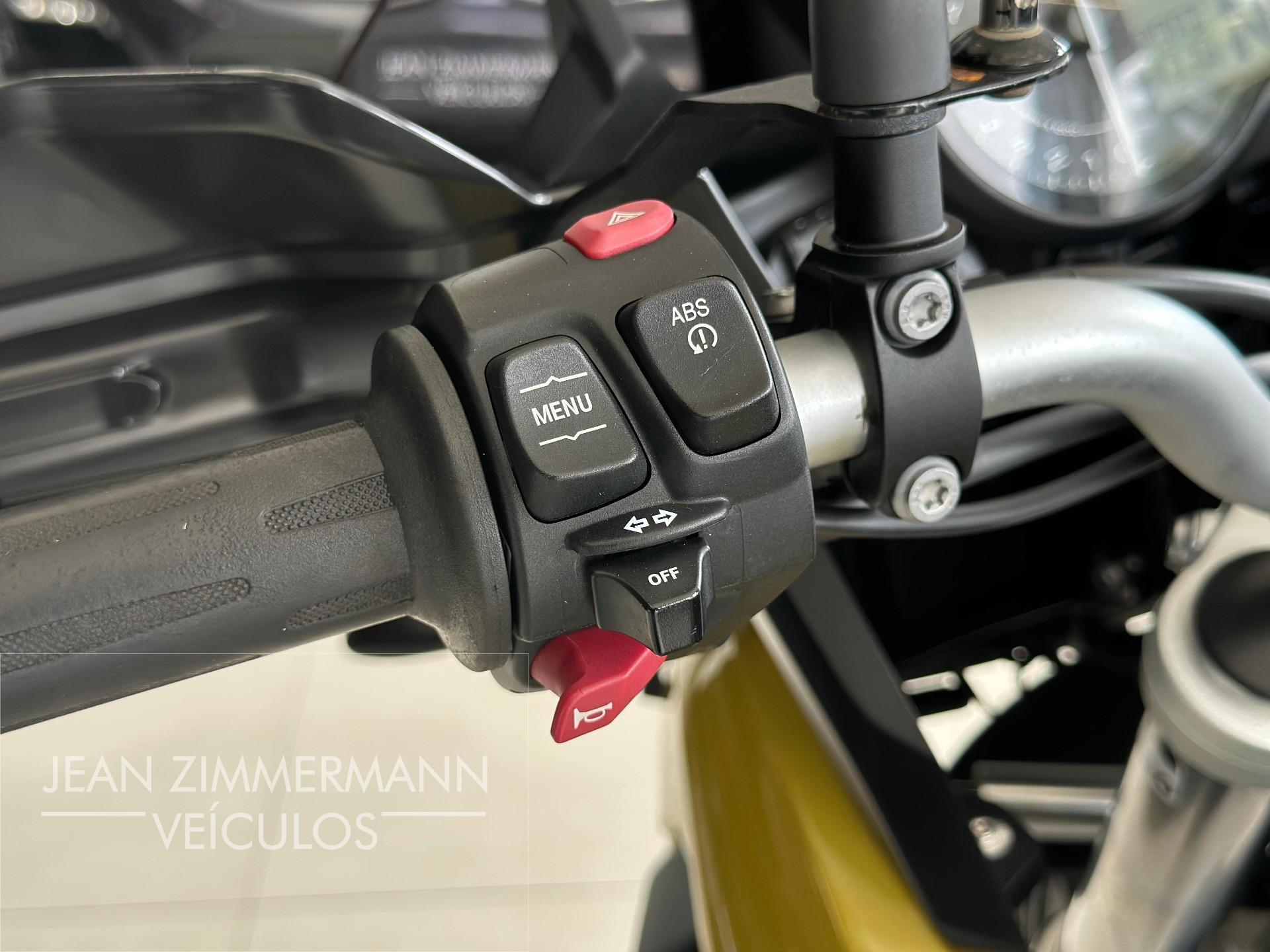 Foto número 400785 do veiculo