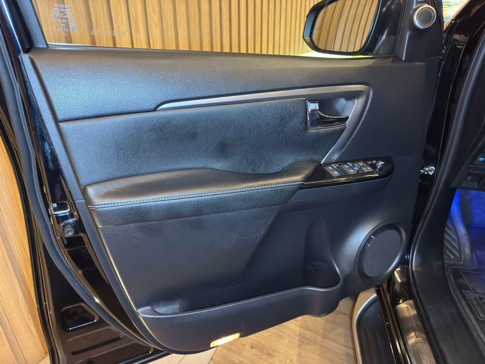 Foto número 440310 do veiculo