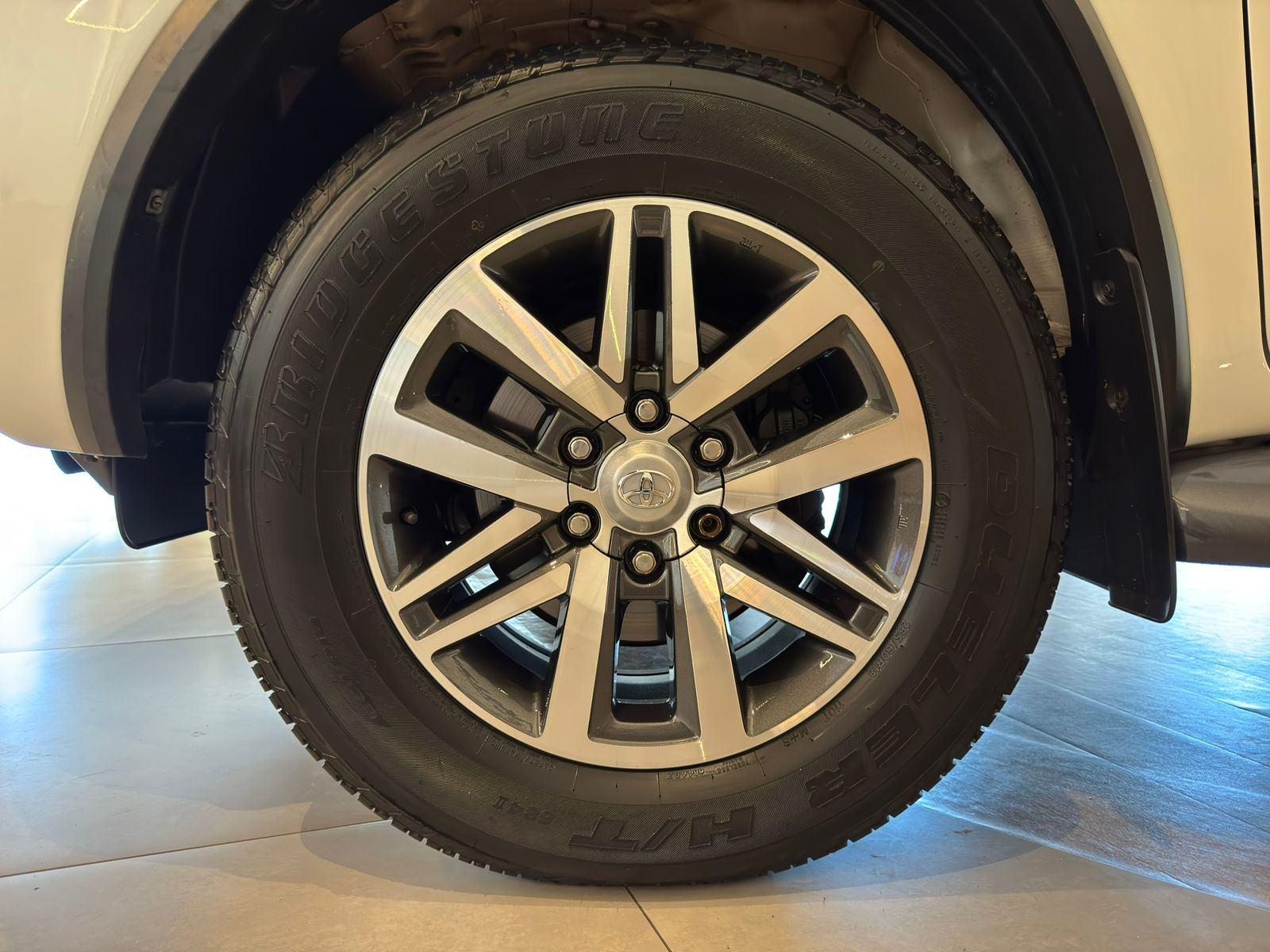 Foto número 403736 do veiculo