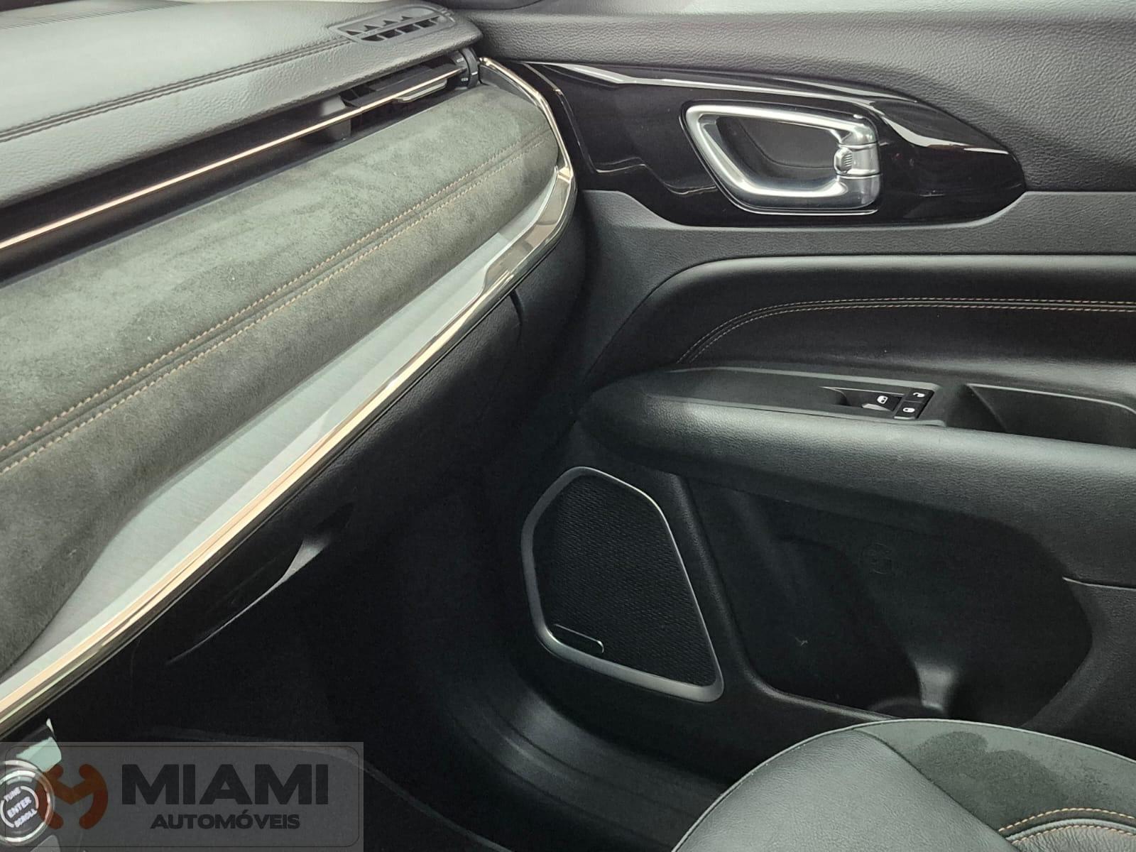 Foto número 420965 do veiculo