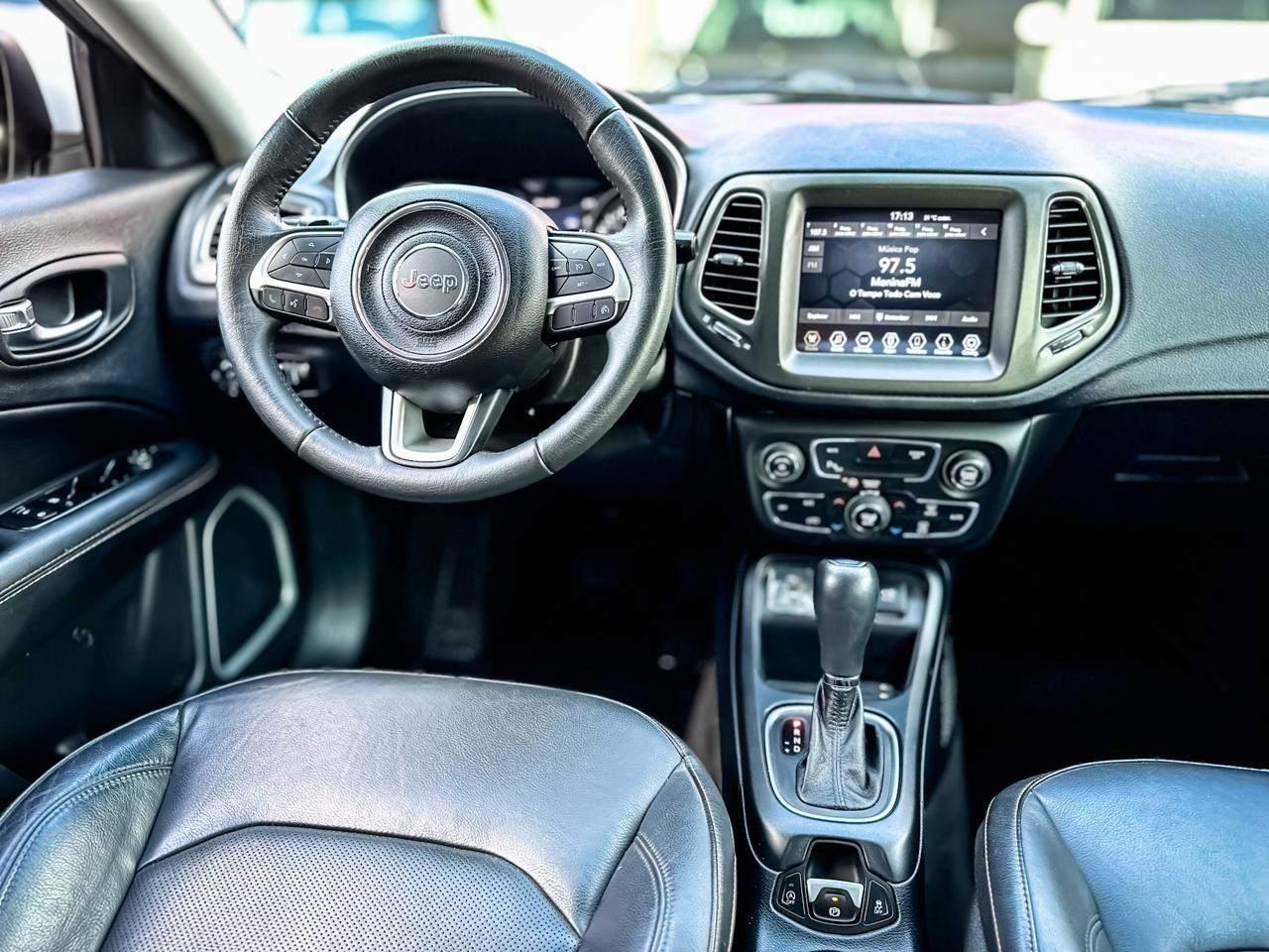 Foto número 411909 do veiculo