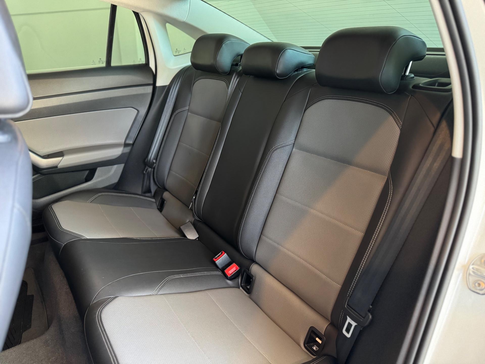 Foto número 418945 do veiculo