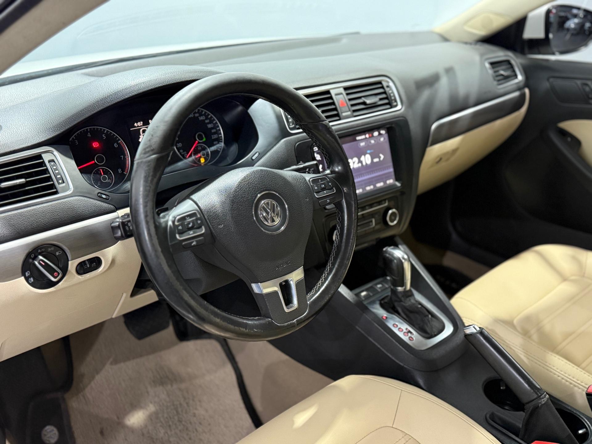 Foto número 415980 do veiculo