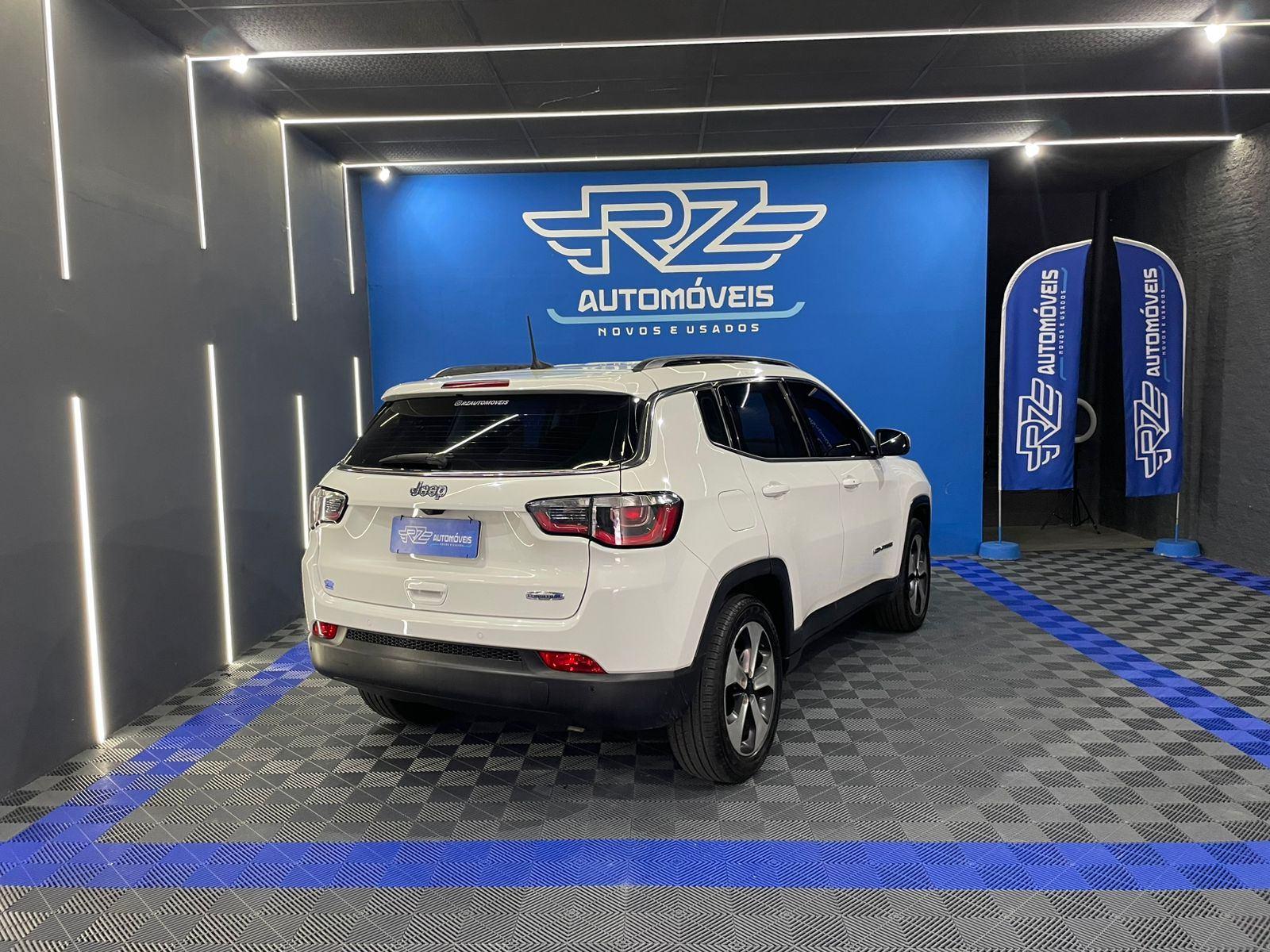 Foto número 420137 do veiculo