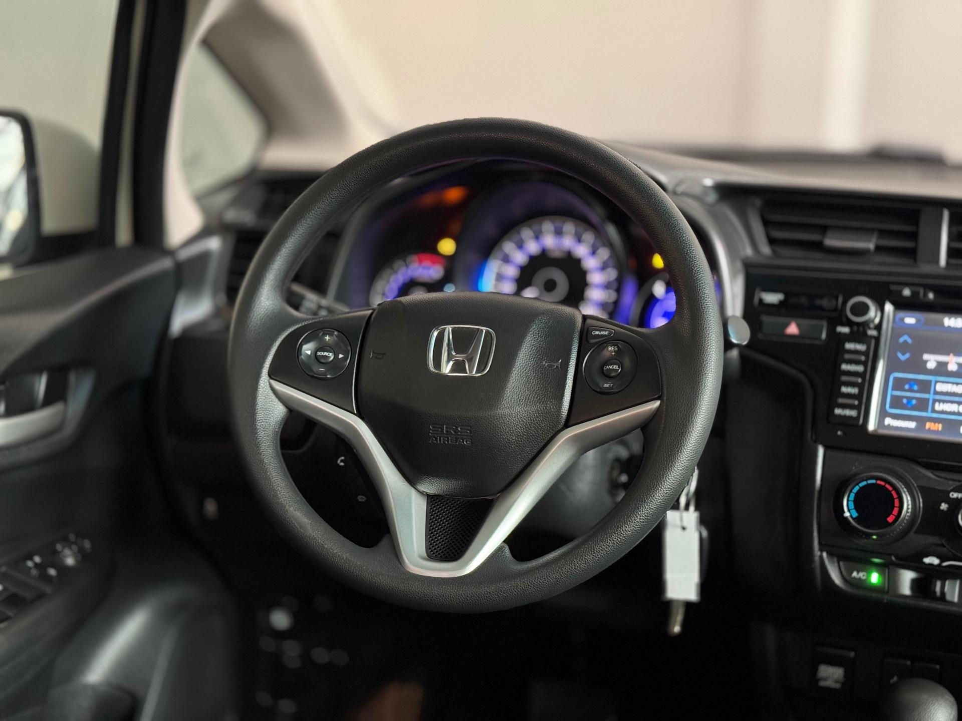 Foto número 421817 do veiculo